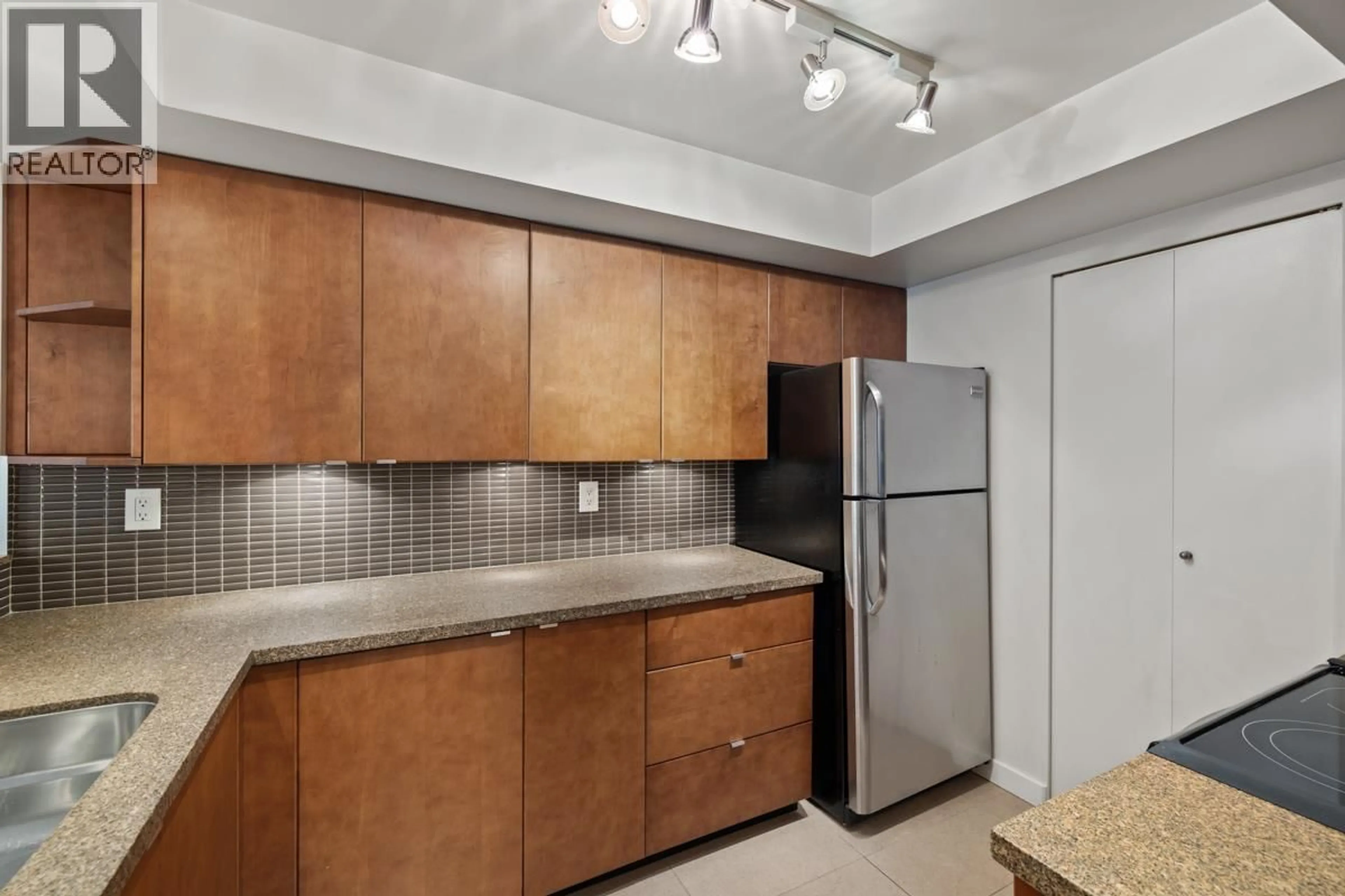 Standard kitchen, unknown for B106 - 1331 HOMER STREET, Vancouver British Columbia V6B5M5