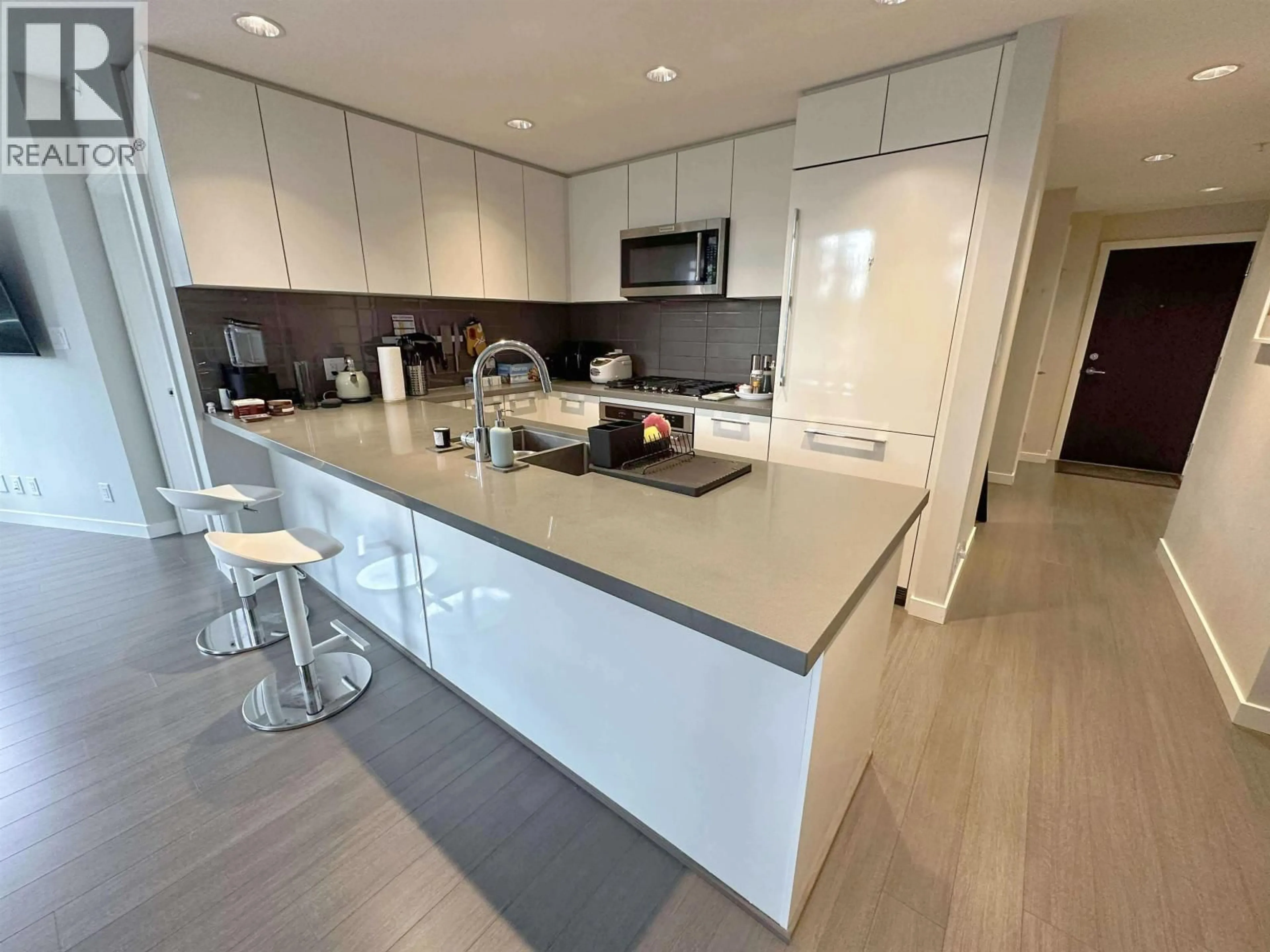 Open concept kitchen, unknown for 606 - 3093 WINDSOR GATE, Coquitlam British Columbia V3B0N2