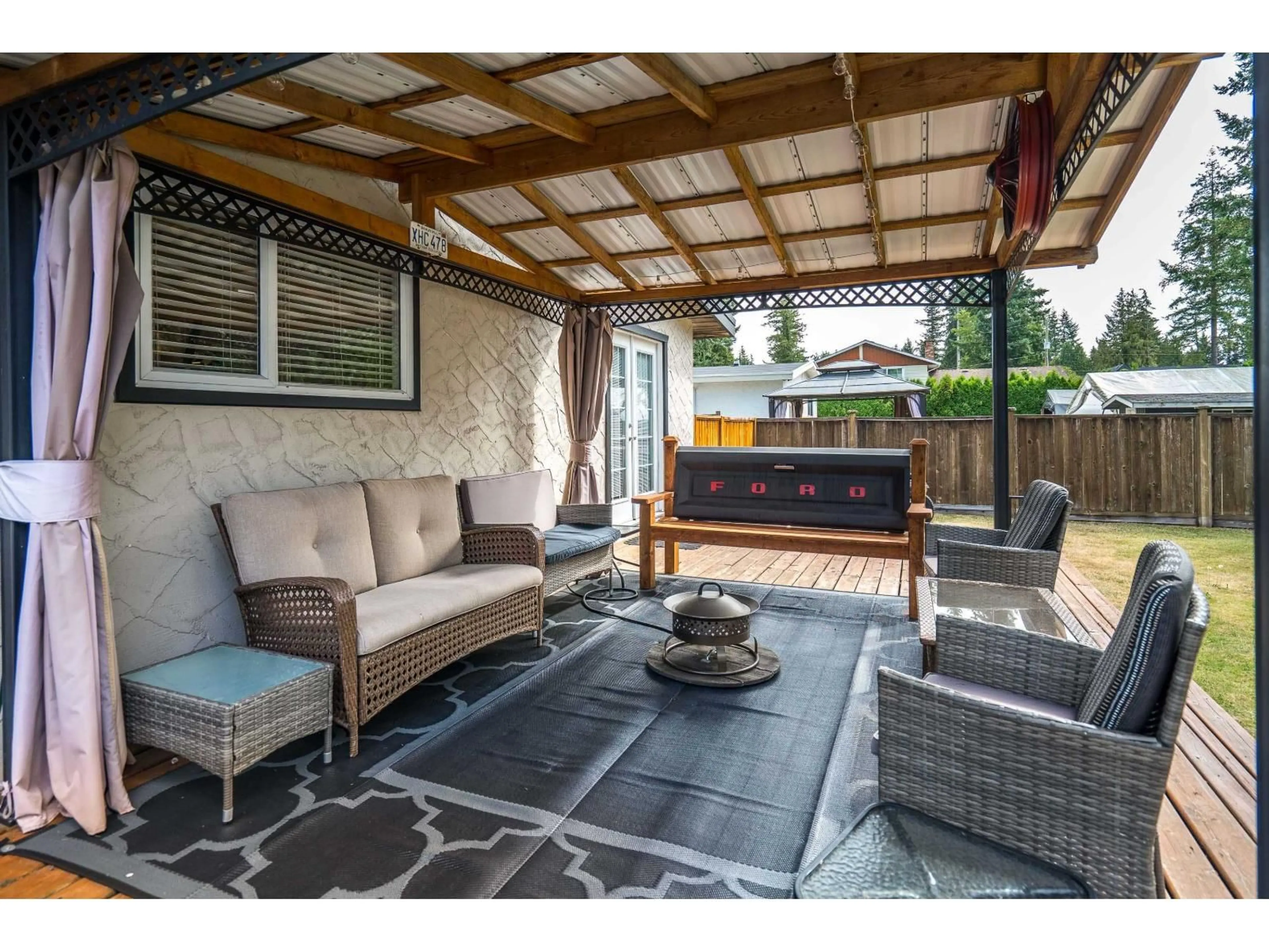 Patio, street for 20278 42, Langley British Columbia V3A3A5