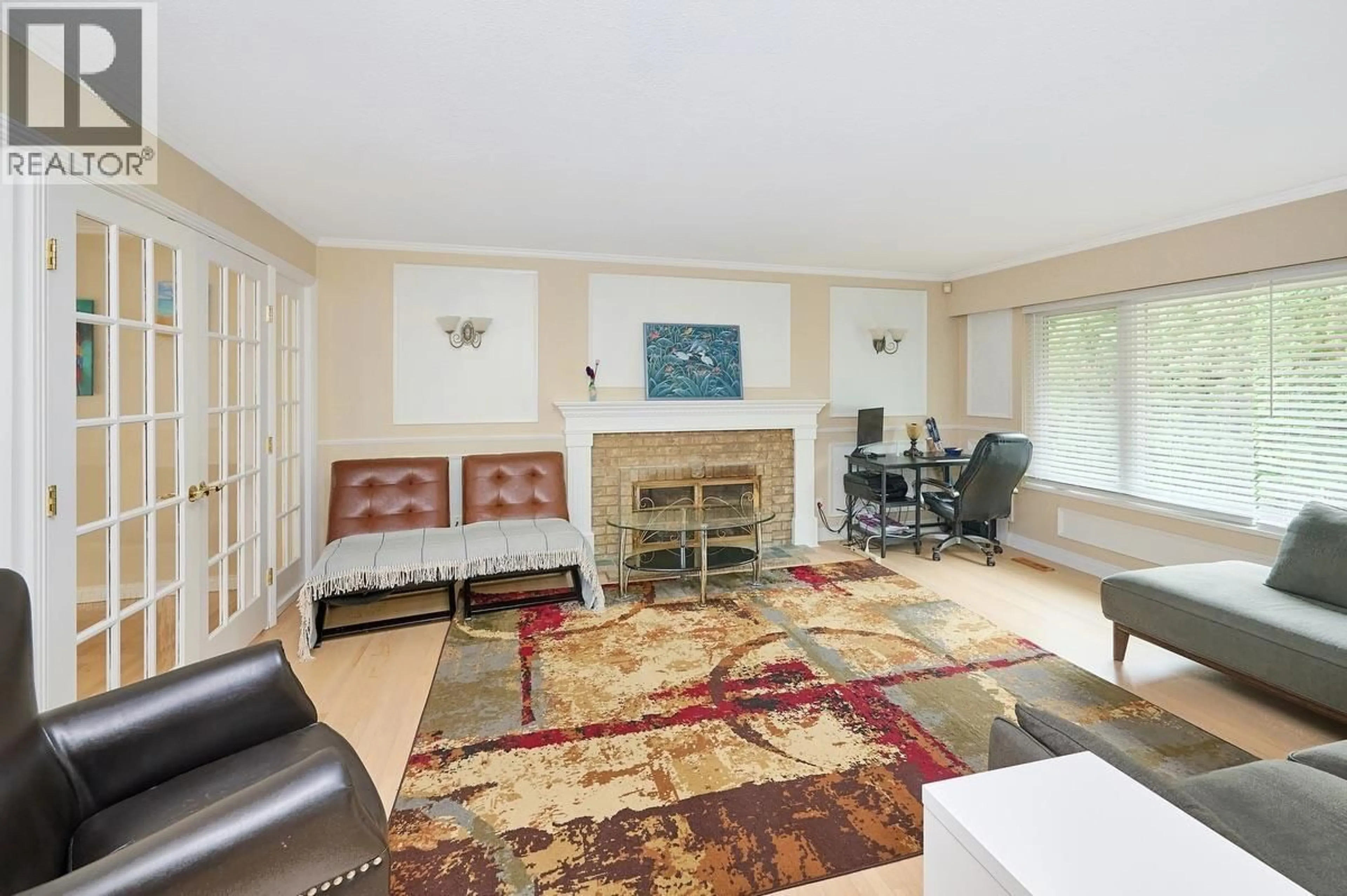 Living room with furniture, unknown for 22939 128 AVENUE, Maple Ridge British Columbia V2X4R7