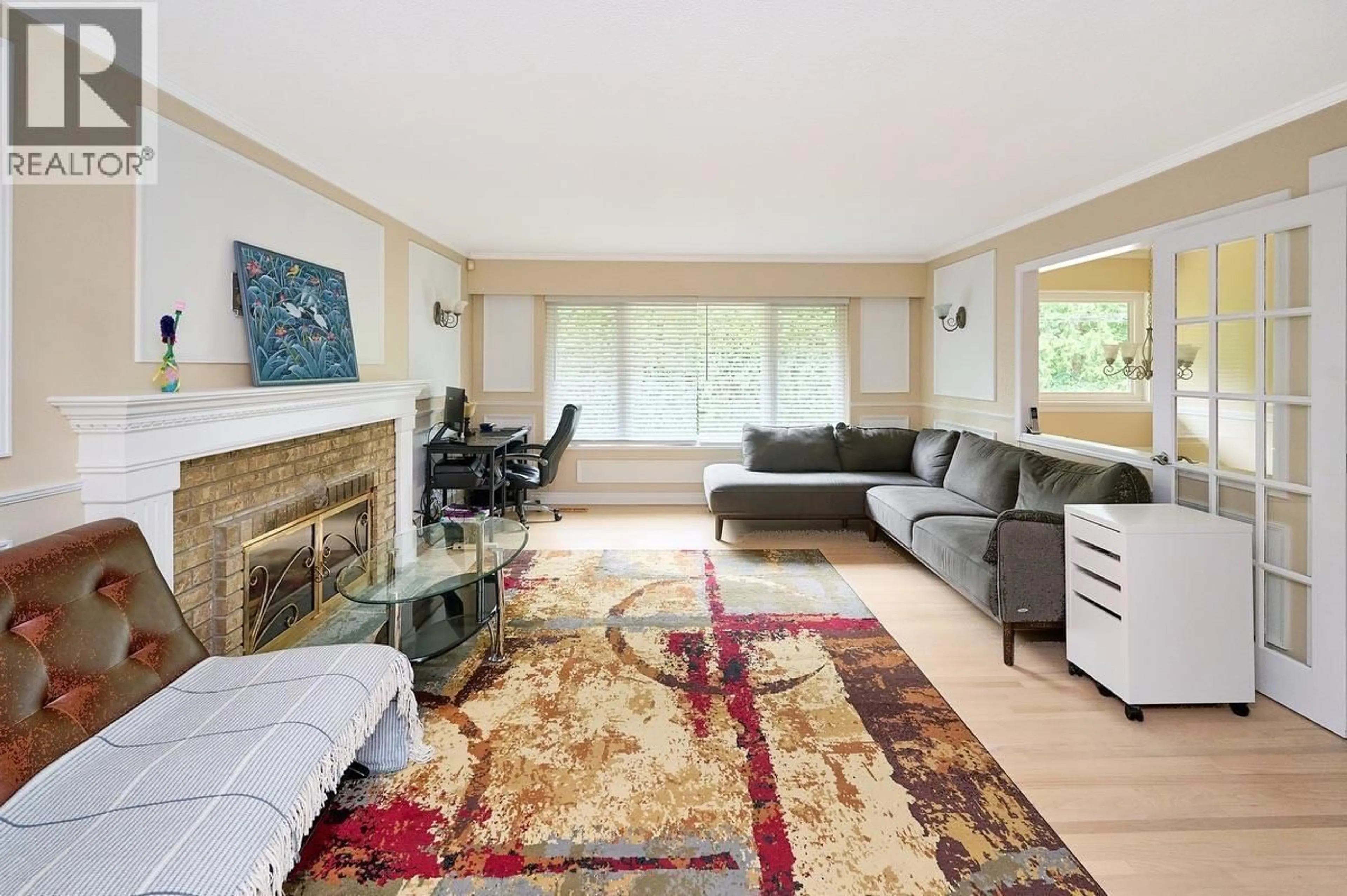 Living room with furniture, unknown for 22939 128 AVENUE, Maple Ridge British Columbia V2X4R7