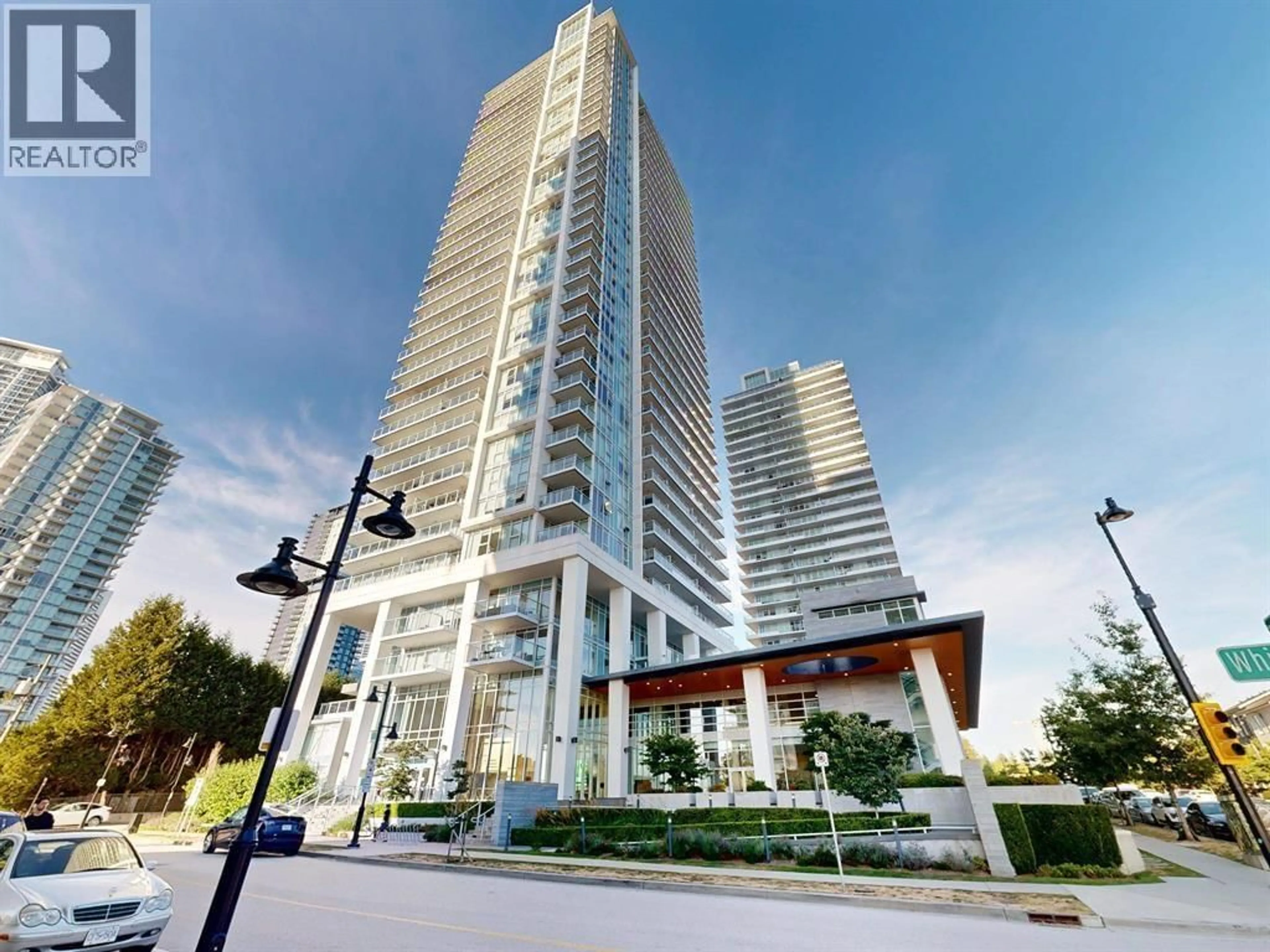 Indoor foyer for 1405 - 657 WHITING WAY, Coquitlam British Columbia V3J0J6