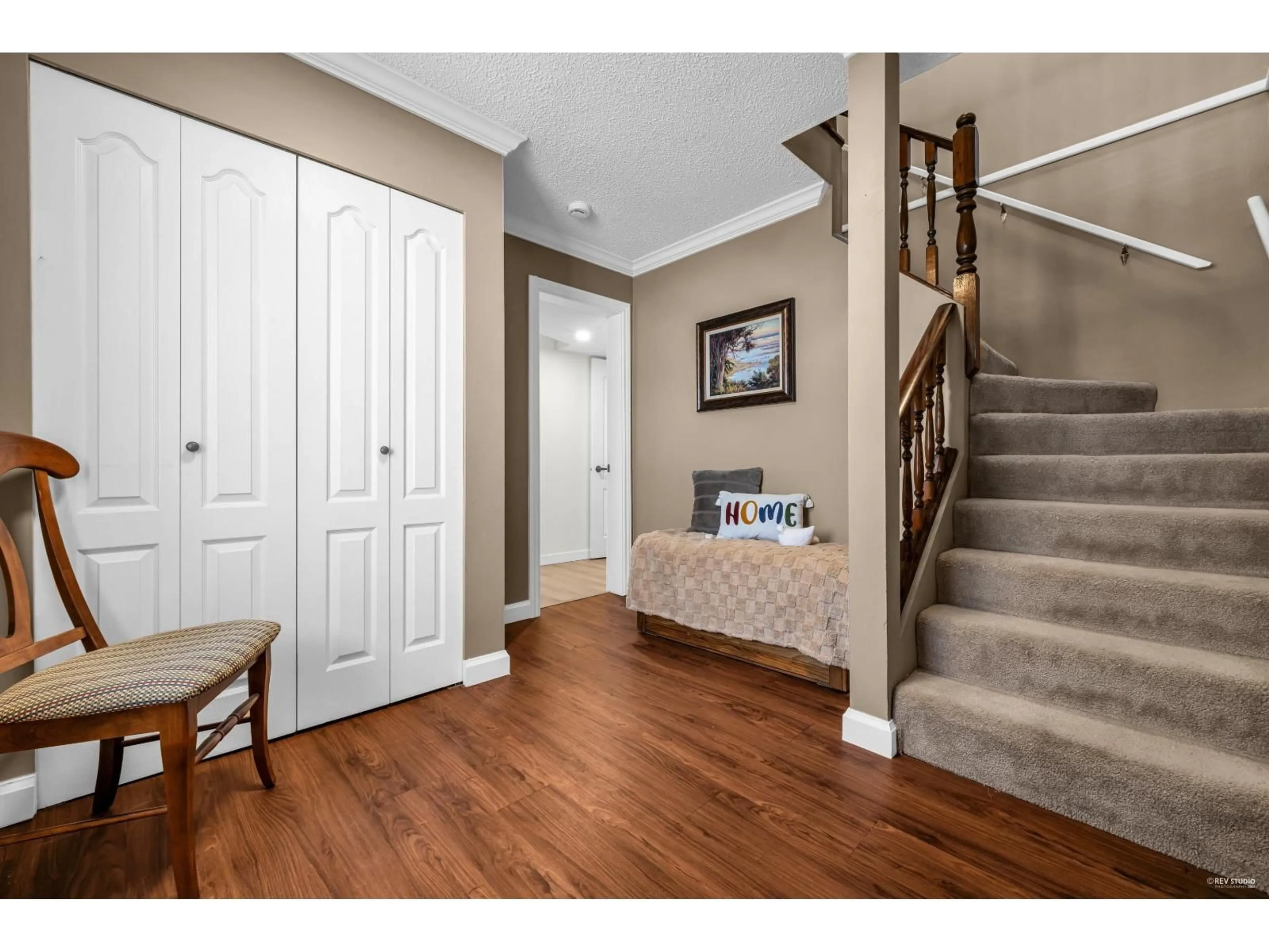 Indoor entryway for 26580 28B, Langley British Columbia V4W3B2