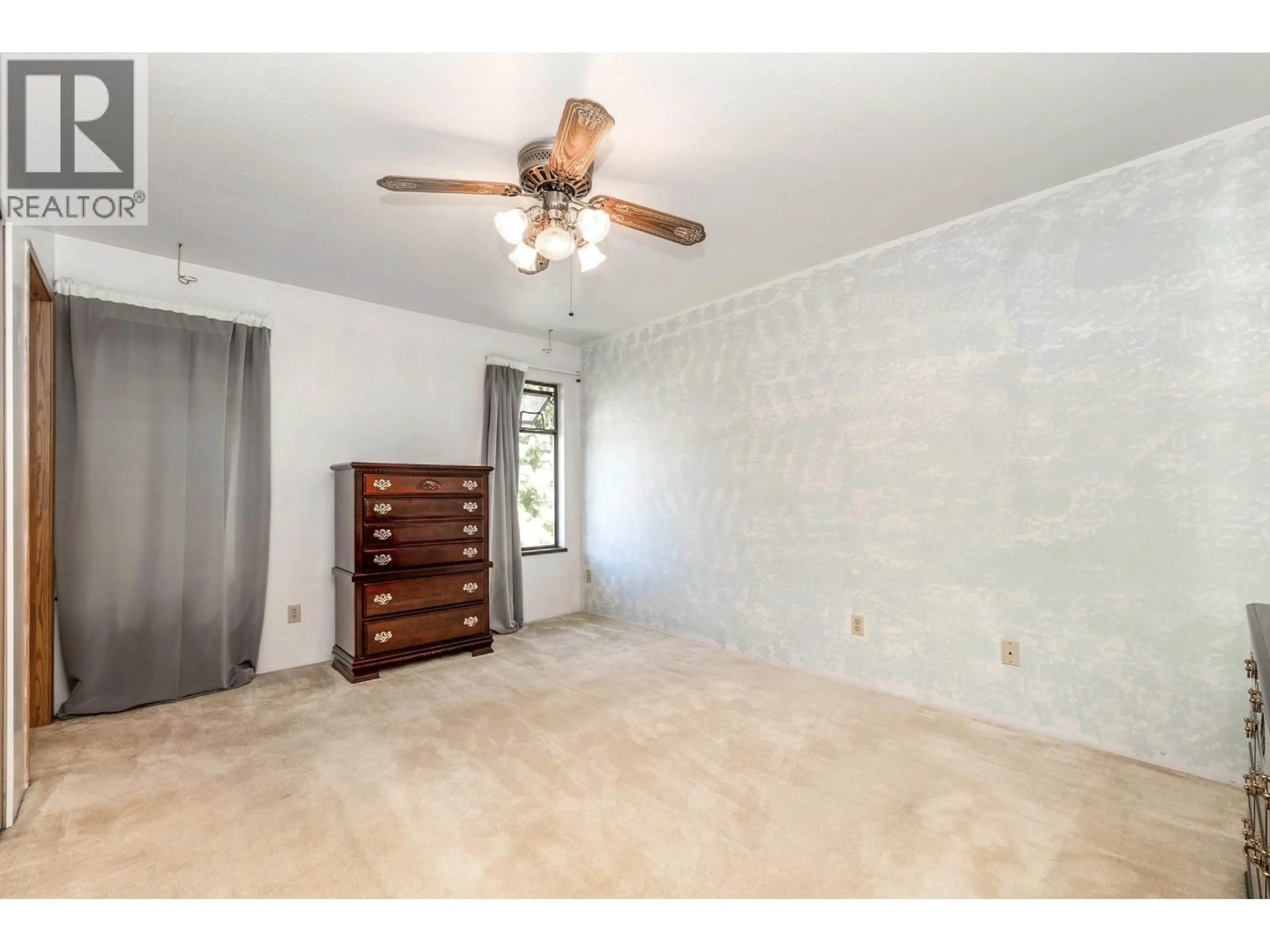A pic of a room for 20463 THORNE AVENUE, Maple Ridge British Columbia V2X8V1