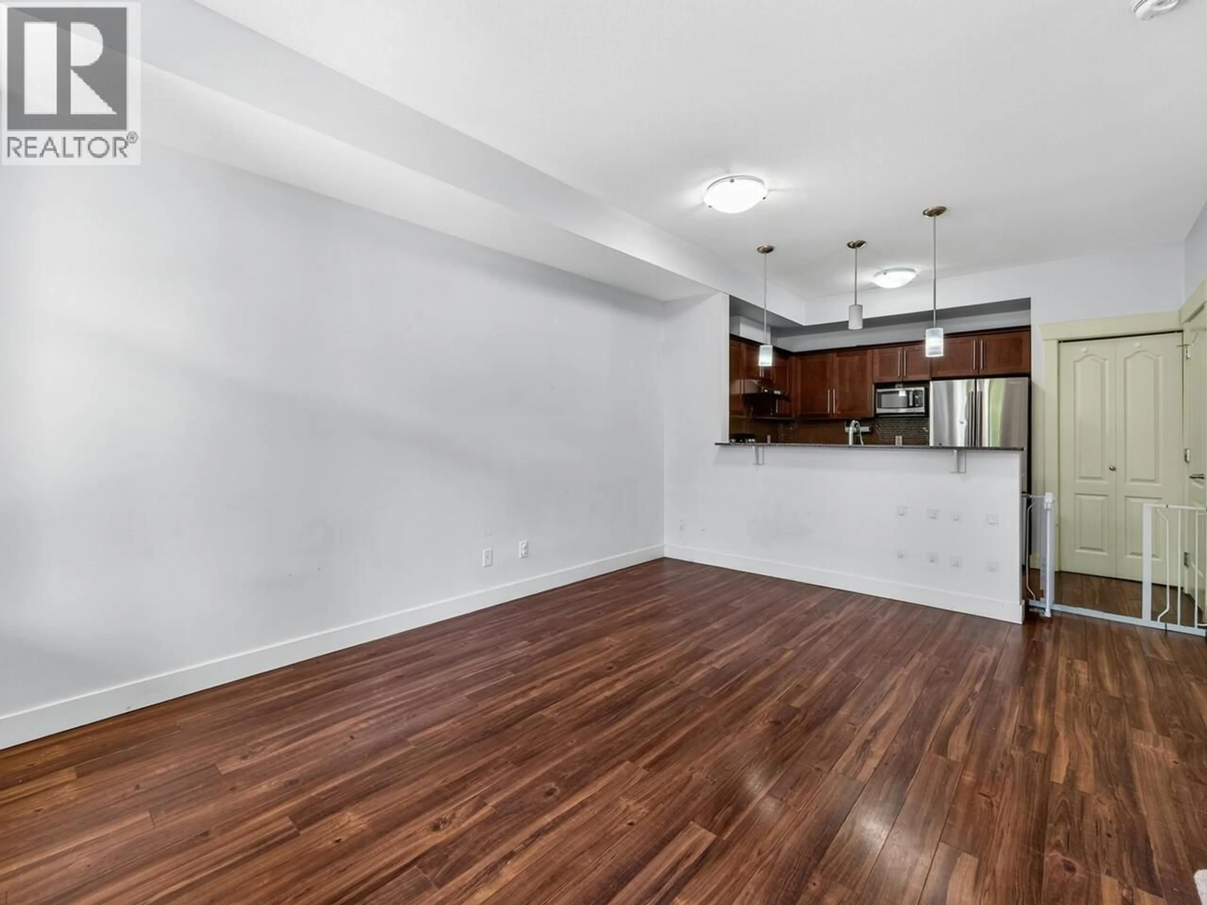 Unknown for 23 - 6538 ELGIN AVENUE, Burnaby British Columbia V5H3S6
