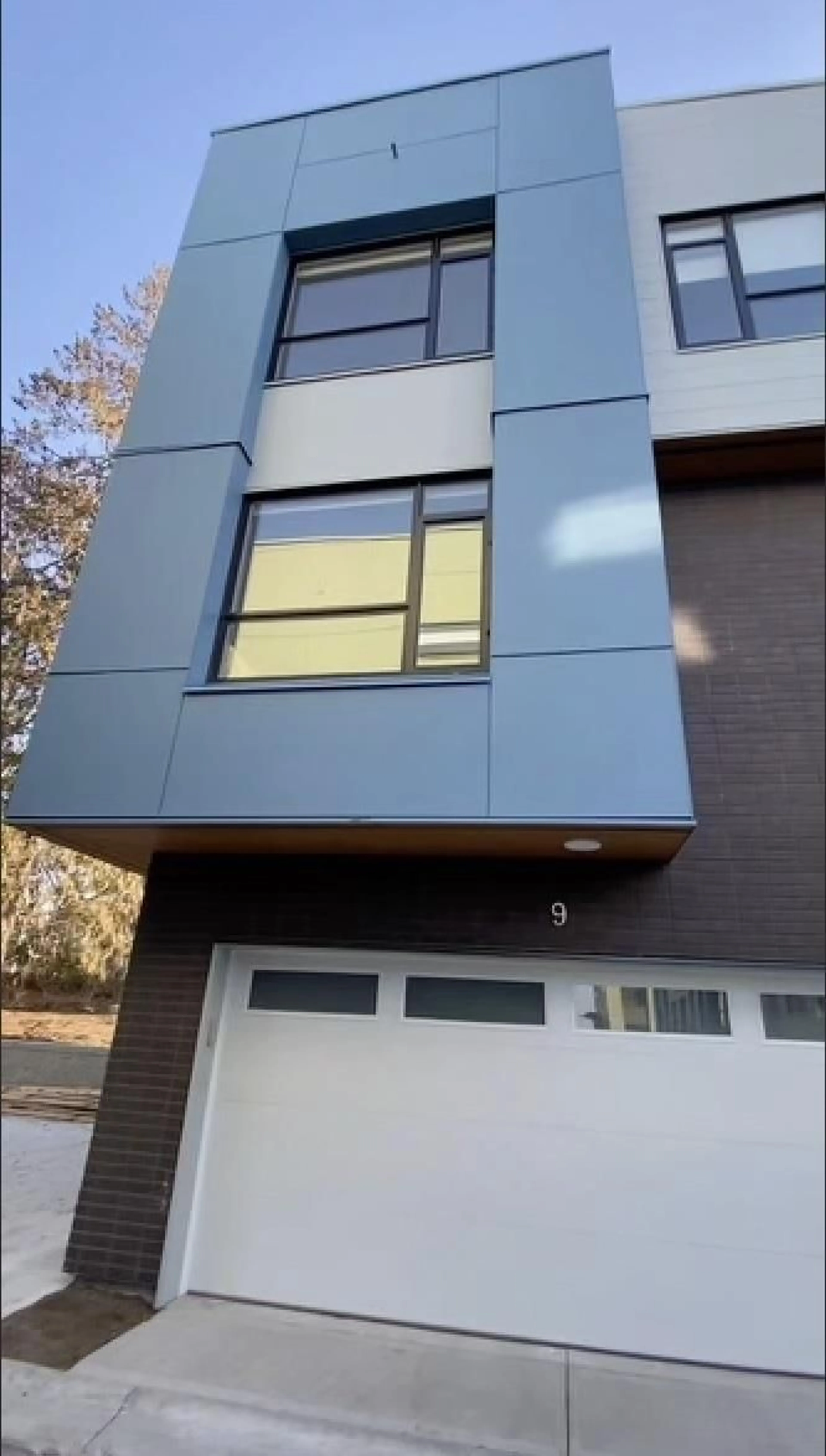 Home with vinyl exterior material, street for 9 - 5858 132, Surrey British Columbia V3X1N1