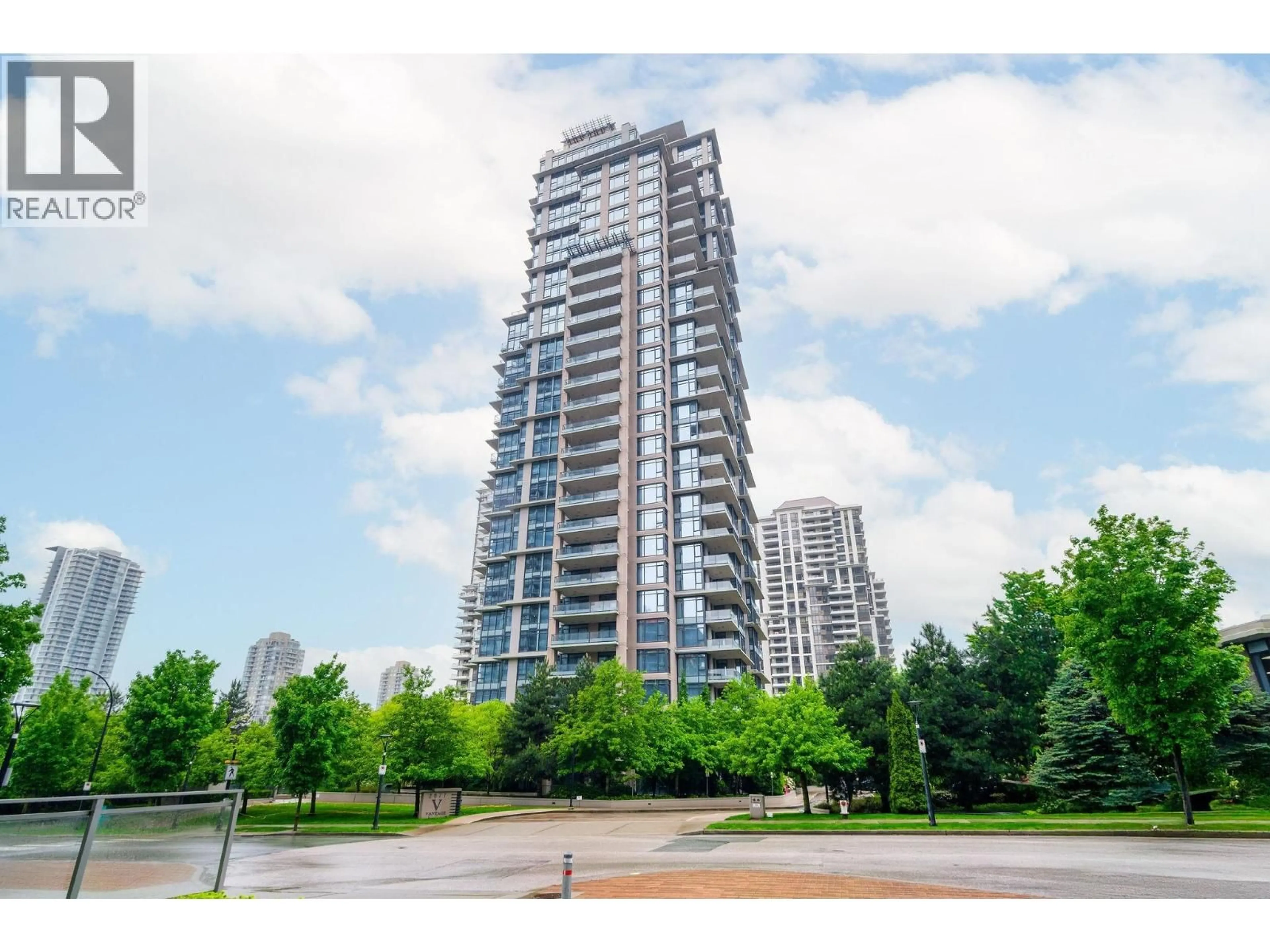 Unknown for 207 - 2077 ROSSER AVENUE, Burnaby British Columbia V5C0G6