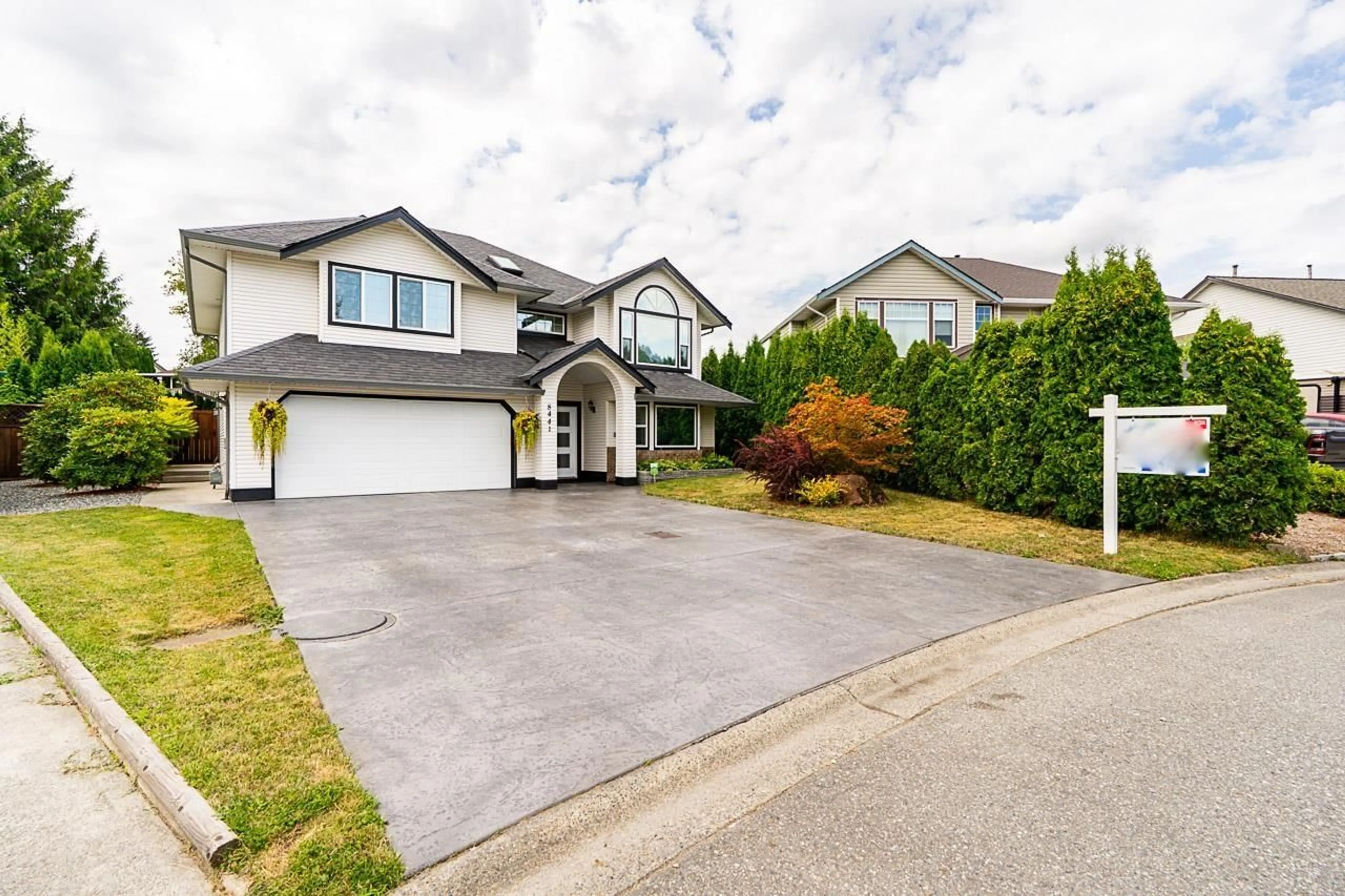 Home with vinyl exterior material, street for 8441 COX DRIVE, Mission British Columbia V2V6V3