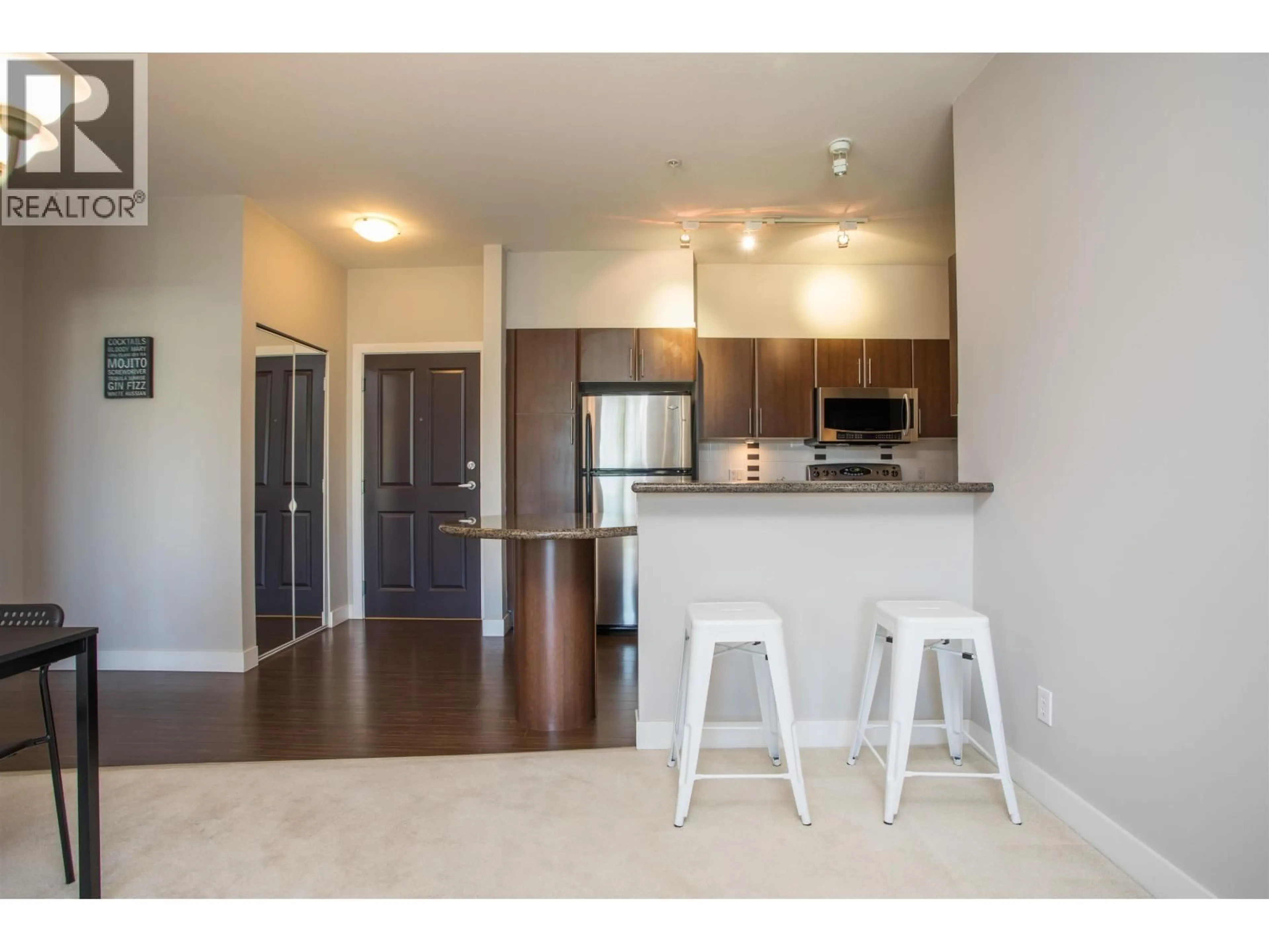 Open concept kitchen, wood/laminate floor for 302 - 2330 WILSON AVENUE, Port Coquitlam British Columbia V3C1Z6
