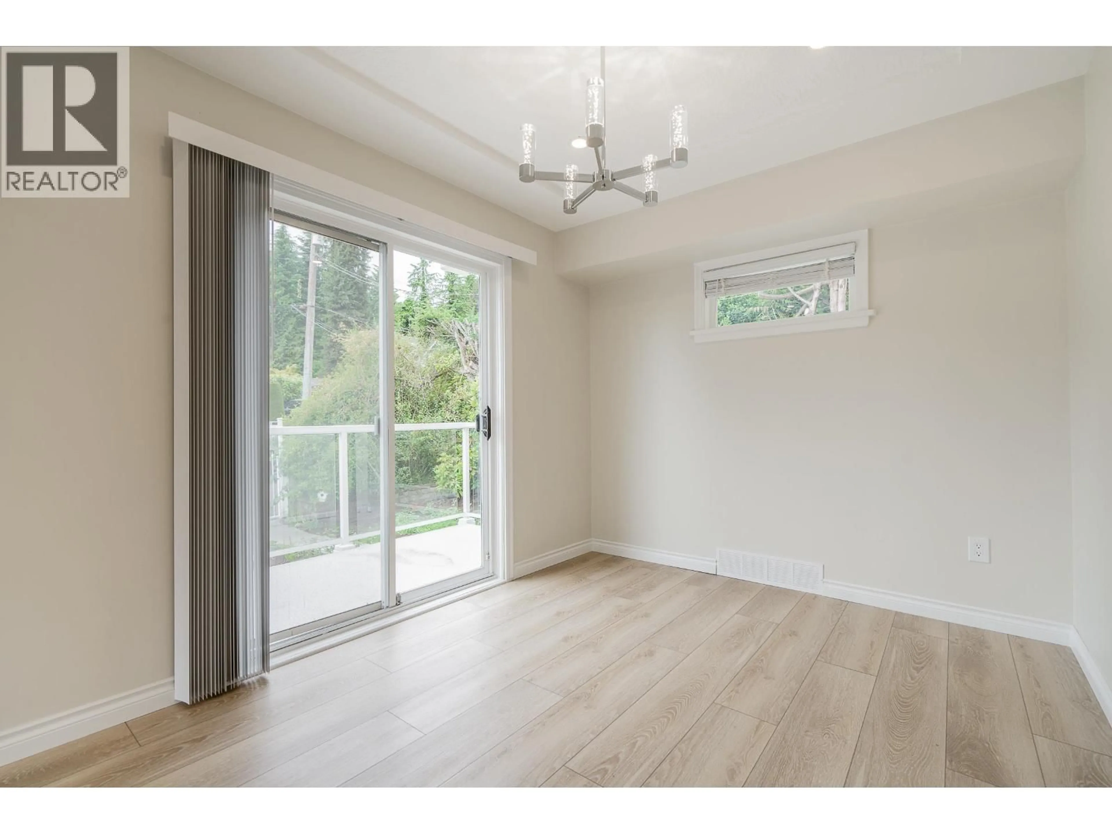 A pic of a room for 1819 INGLEWOOD AVENUE, West Vancouver British Columbia V7V1Y8