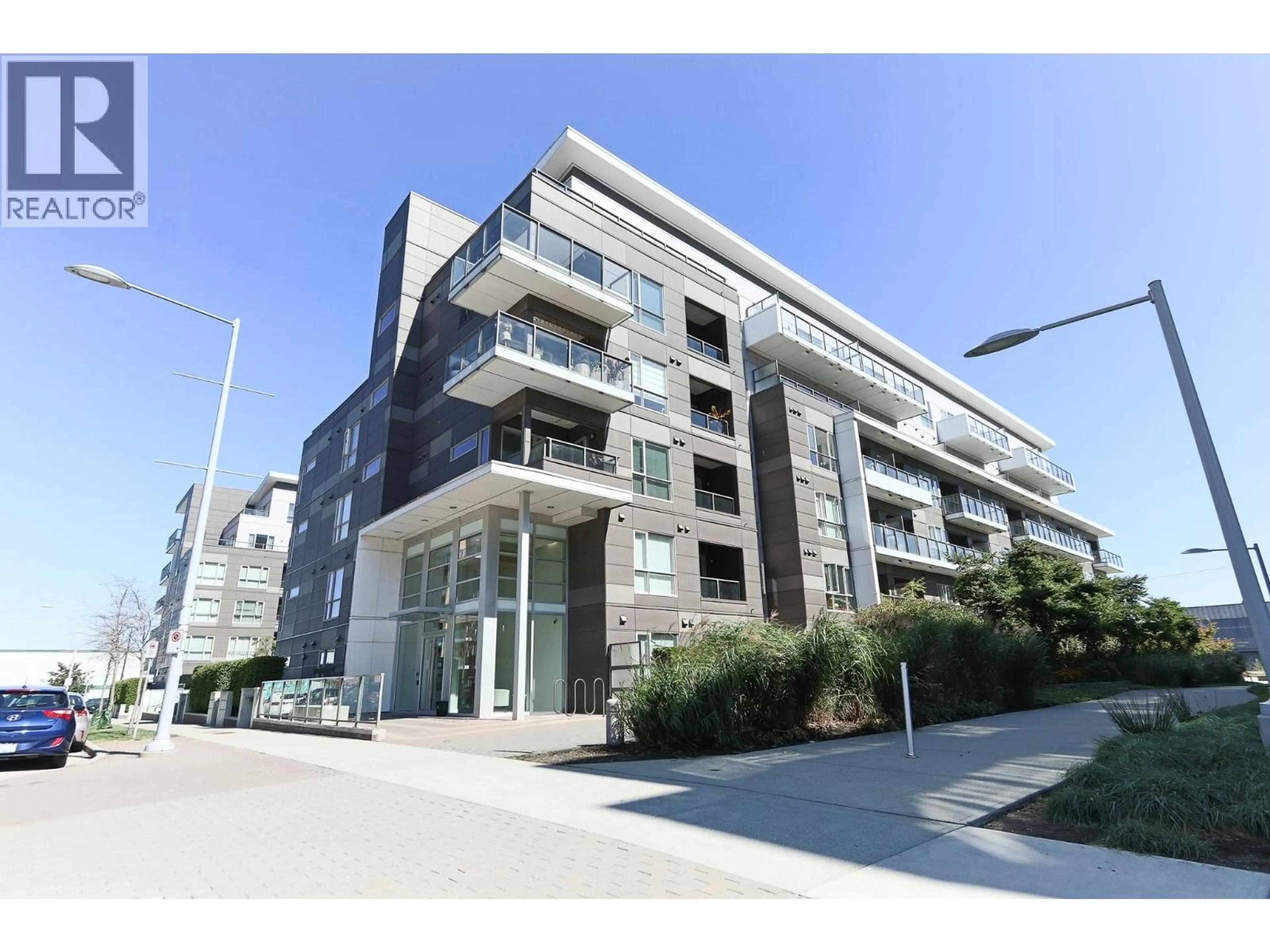 Indoor foyer for 321 - 7008 RIVER PARKWAY, Richmond British Columbia V6X0R1