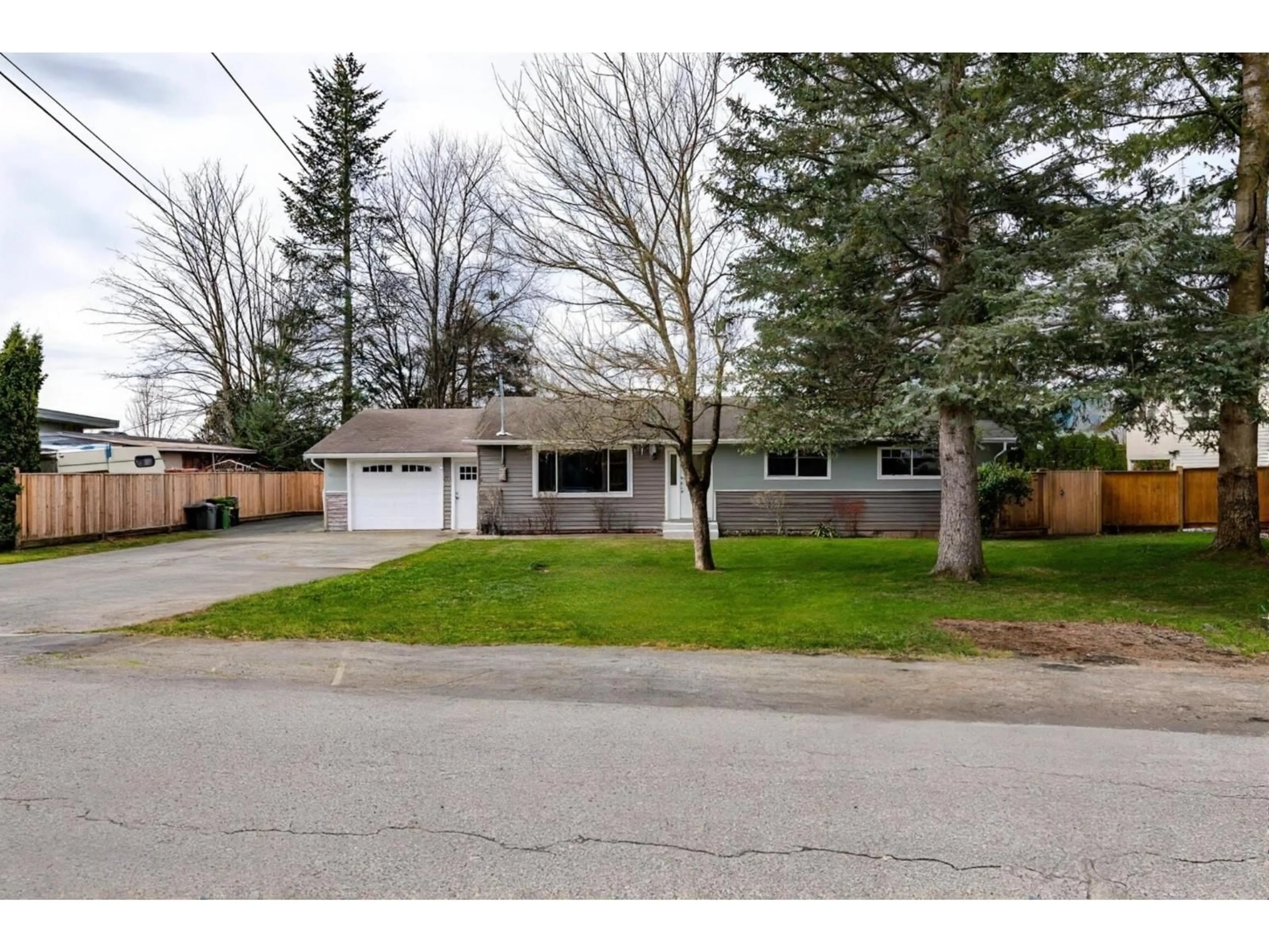 Unknown for 7413 LEARY CRESCENT, Sardis British Columbia V2R1K3