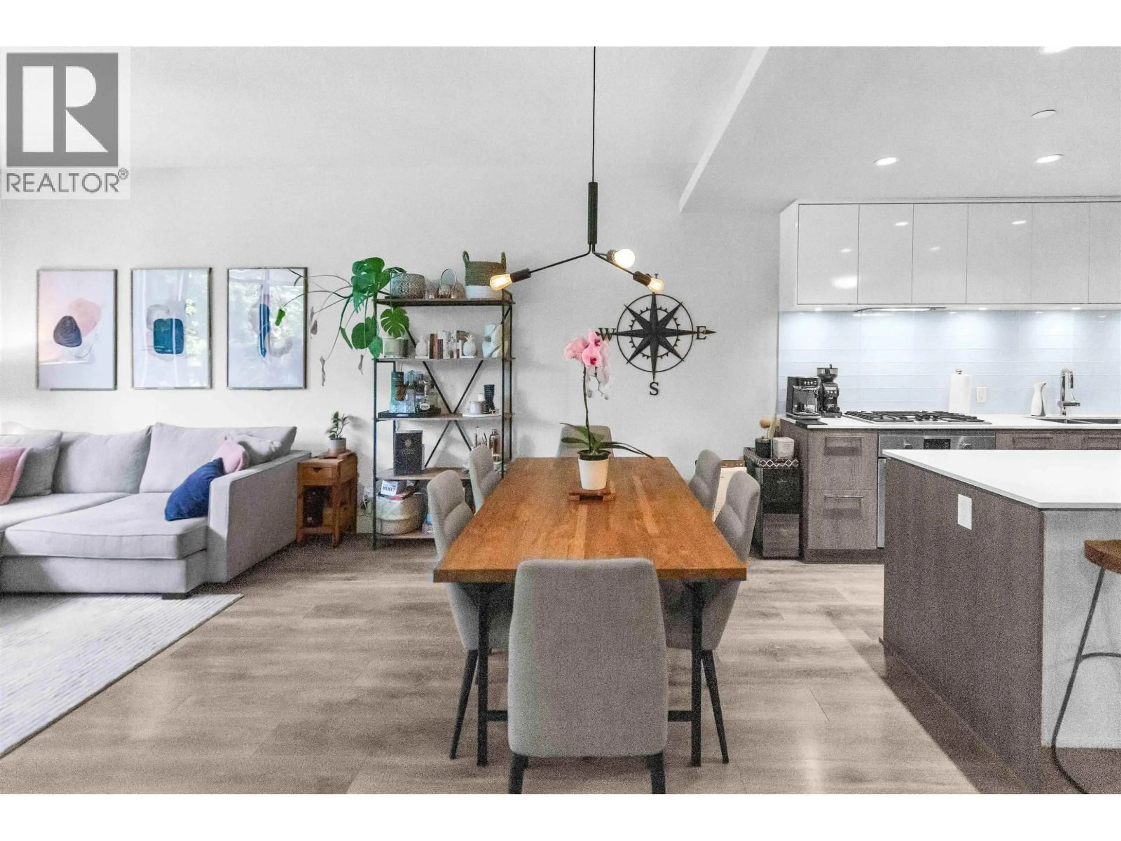 Open concept kitchen, unknown for 104 - 680 SEYLYNN CRESCENT, North Vancouver British Columbia V7J0B5