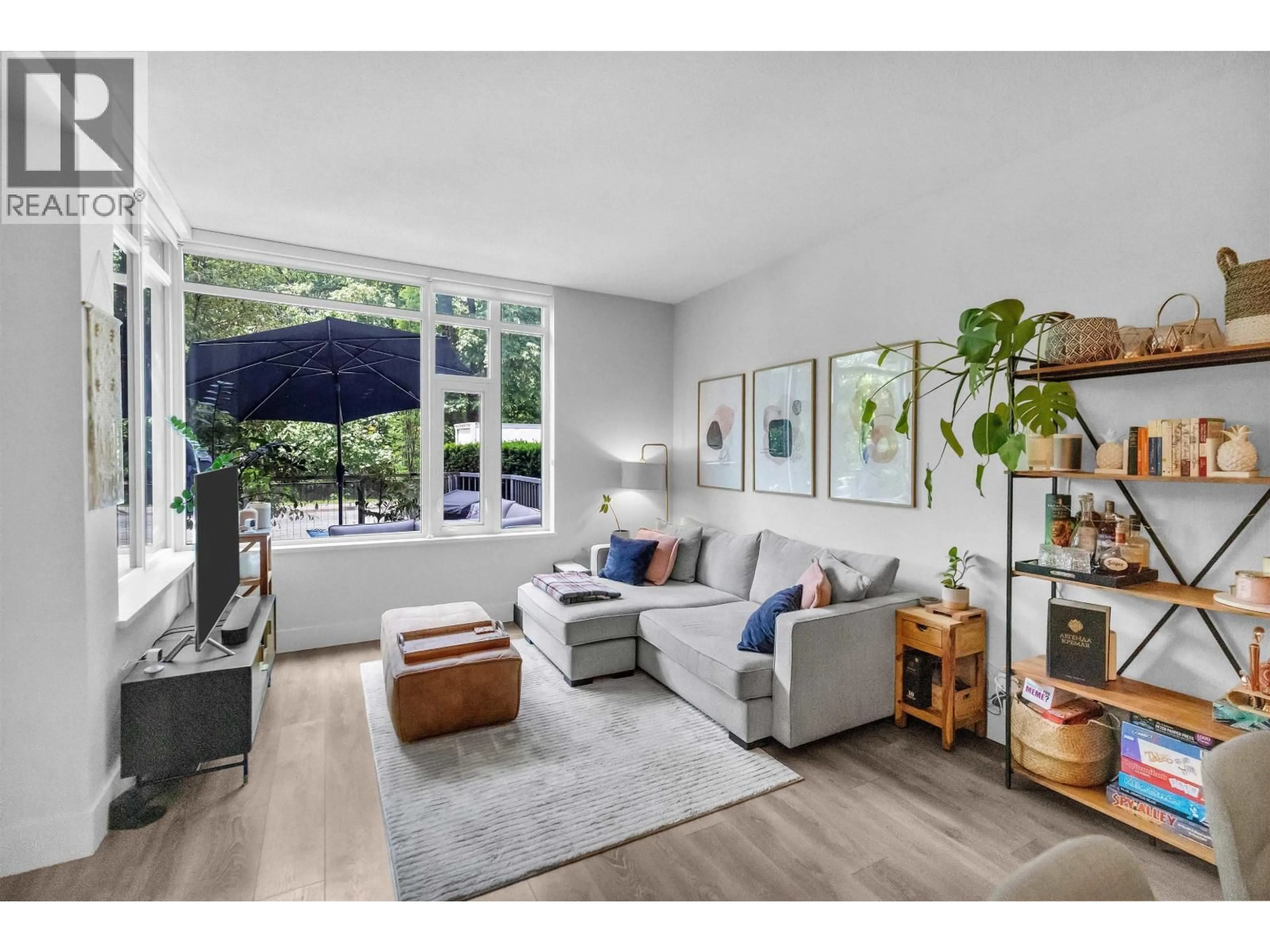 Living room with furniture, unknown for 104 - 680 SEYLYNN CRESCENT, North Vancouver British Columbia V7J0B5