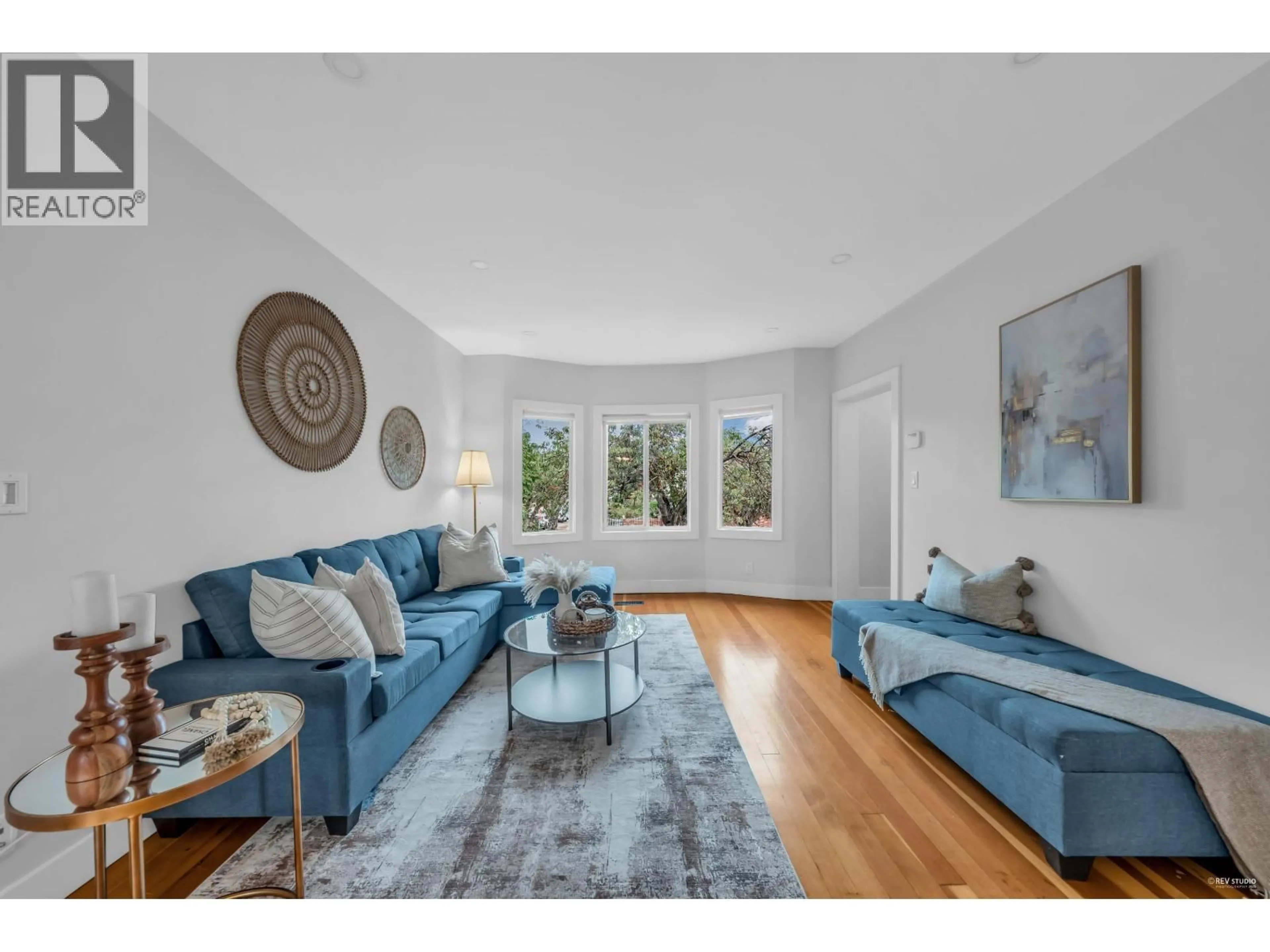 Living room with furniture, unknown for 3403 CAROLINA STREET, Vancouver British Columbia V5V4B3