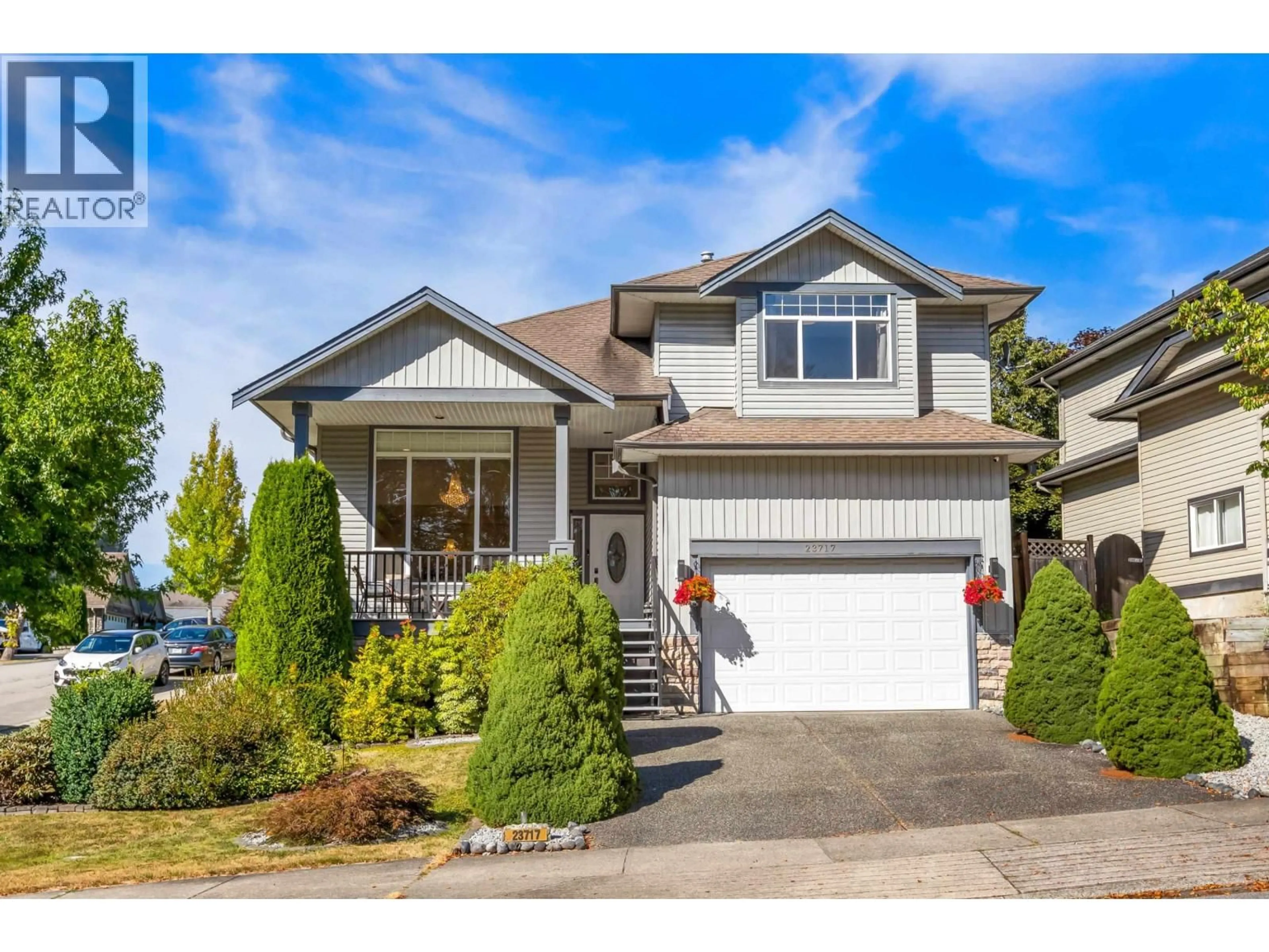 Home with vinyl exterior material, street for 23717 110 AVENUE, Maple Ridge British Columbia V2W1E7