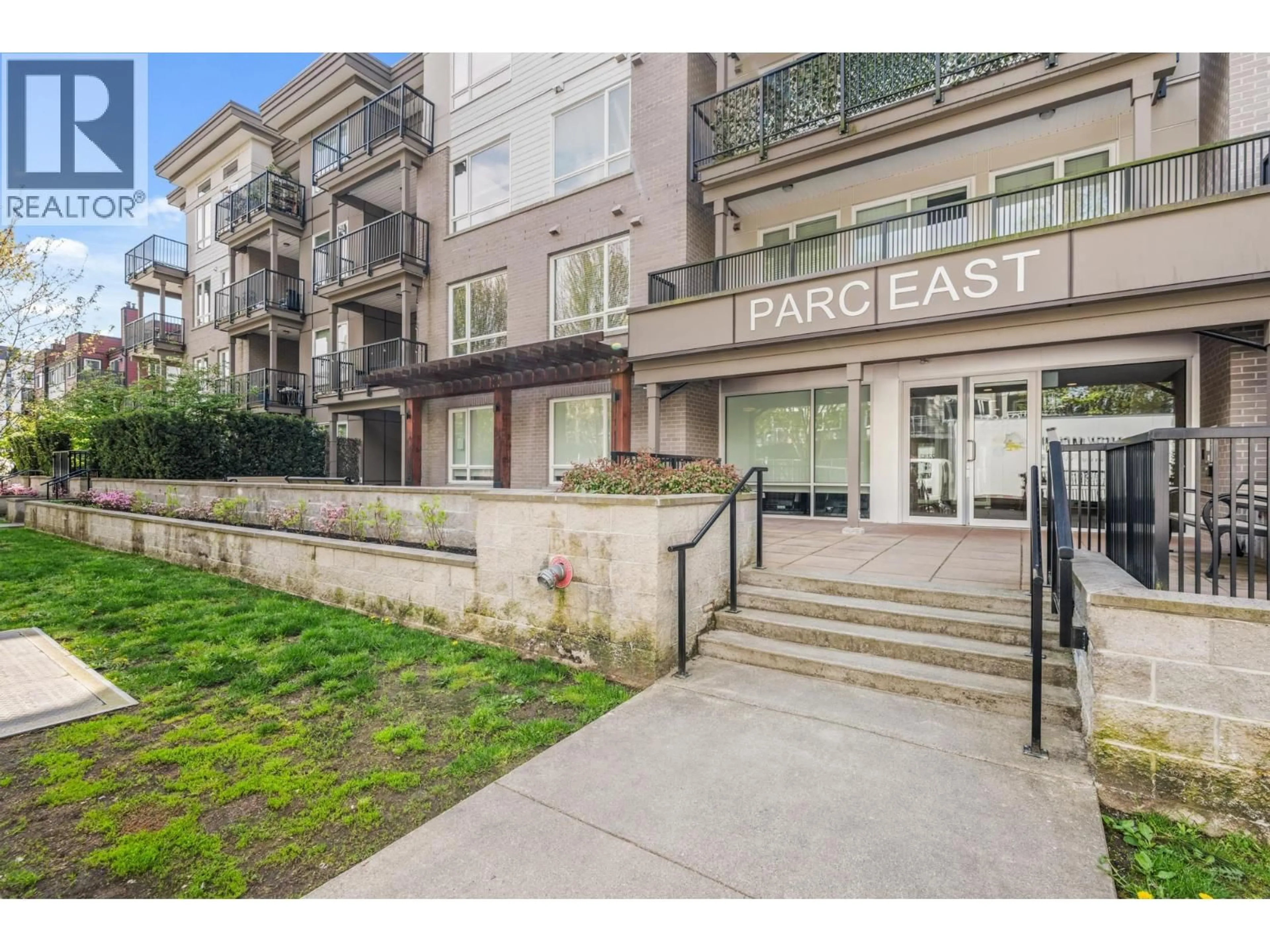 Patio, street for 301 - 2382 ATKINS AVENUE, Port Coquitlam British Columbia V3C0G7