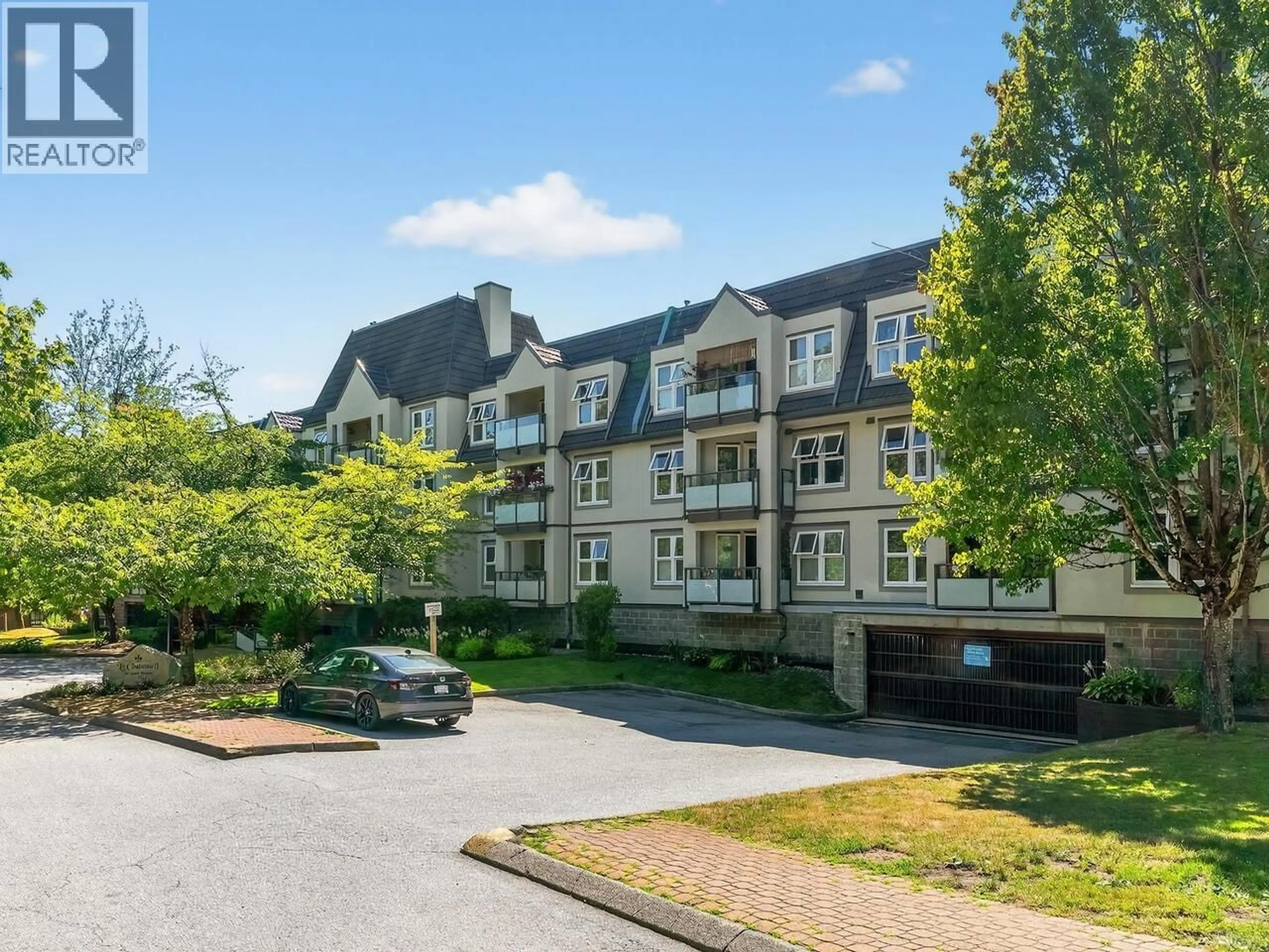 A pic from outside/outdoor area/front of a property/back of a property/a pic from drone, street for 105 - 98 LAVAL STREET, Coquitlam British Columbia V3K6S9