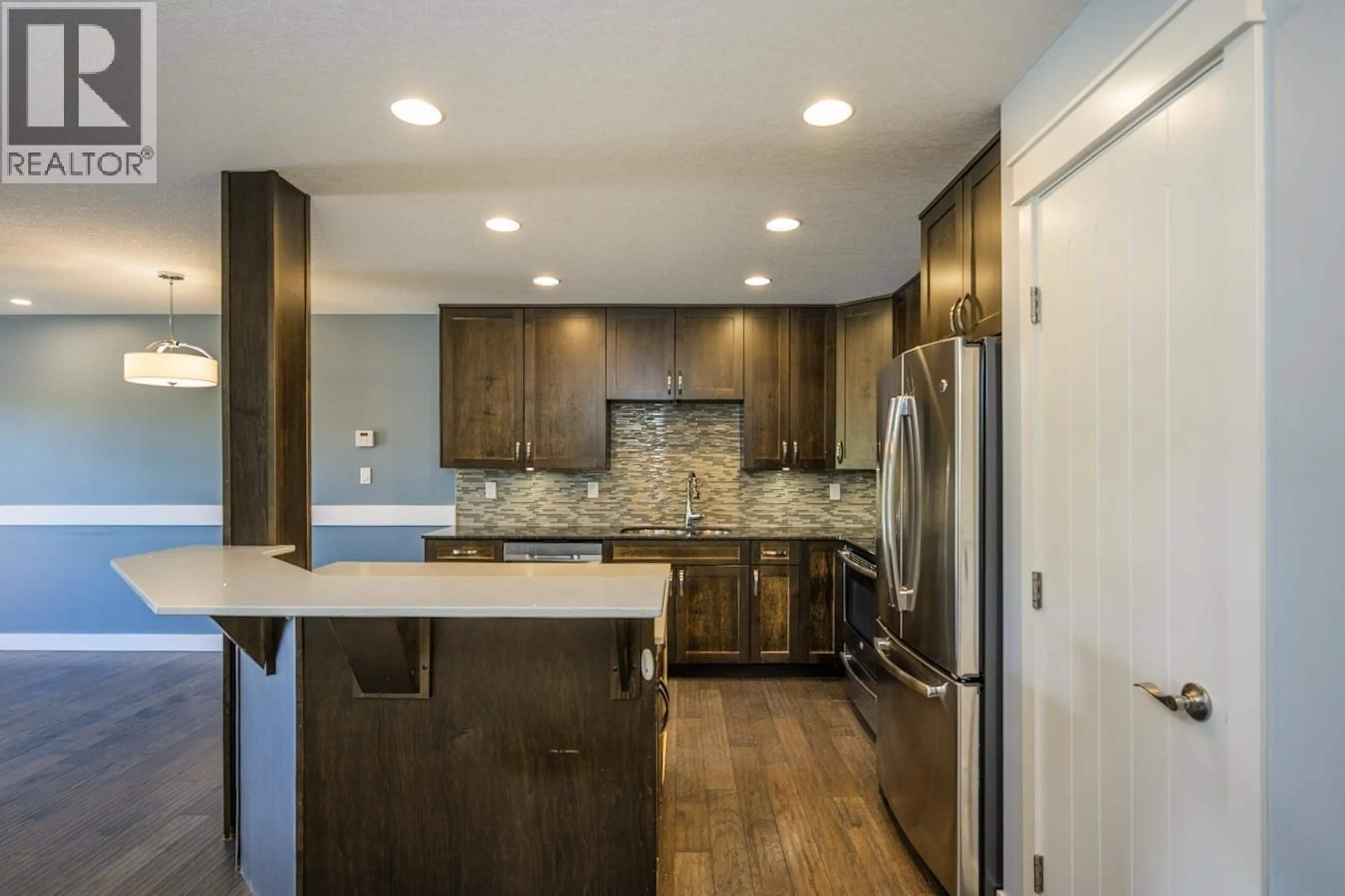 Contemporary kitchen, unknown for 206 - 4251 GUEST CRESCENT, Prince George British Columbia V2N3G9