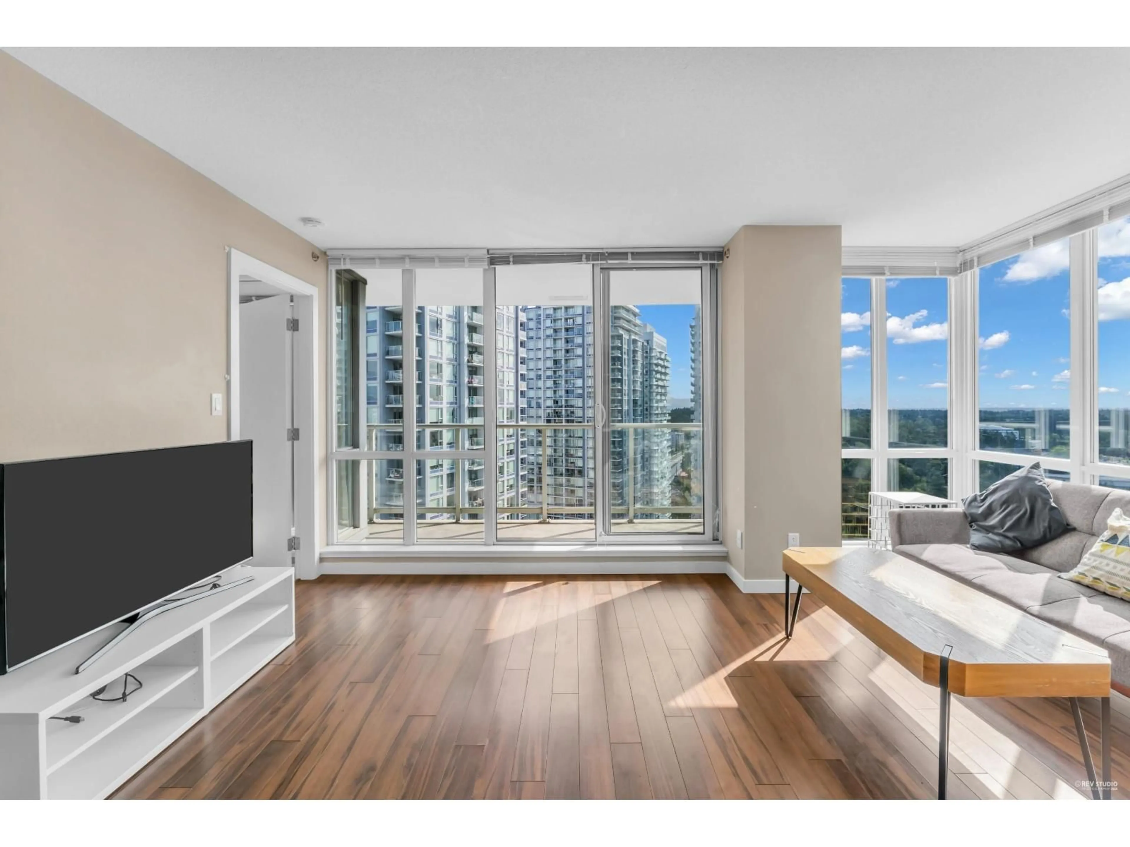 A pic of a room for 2904 - 9981 WHALLEY, Surrey British Columbia V3T0G6