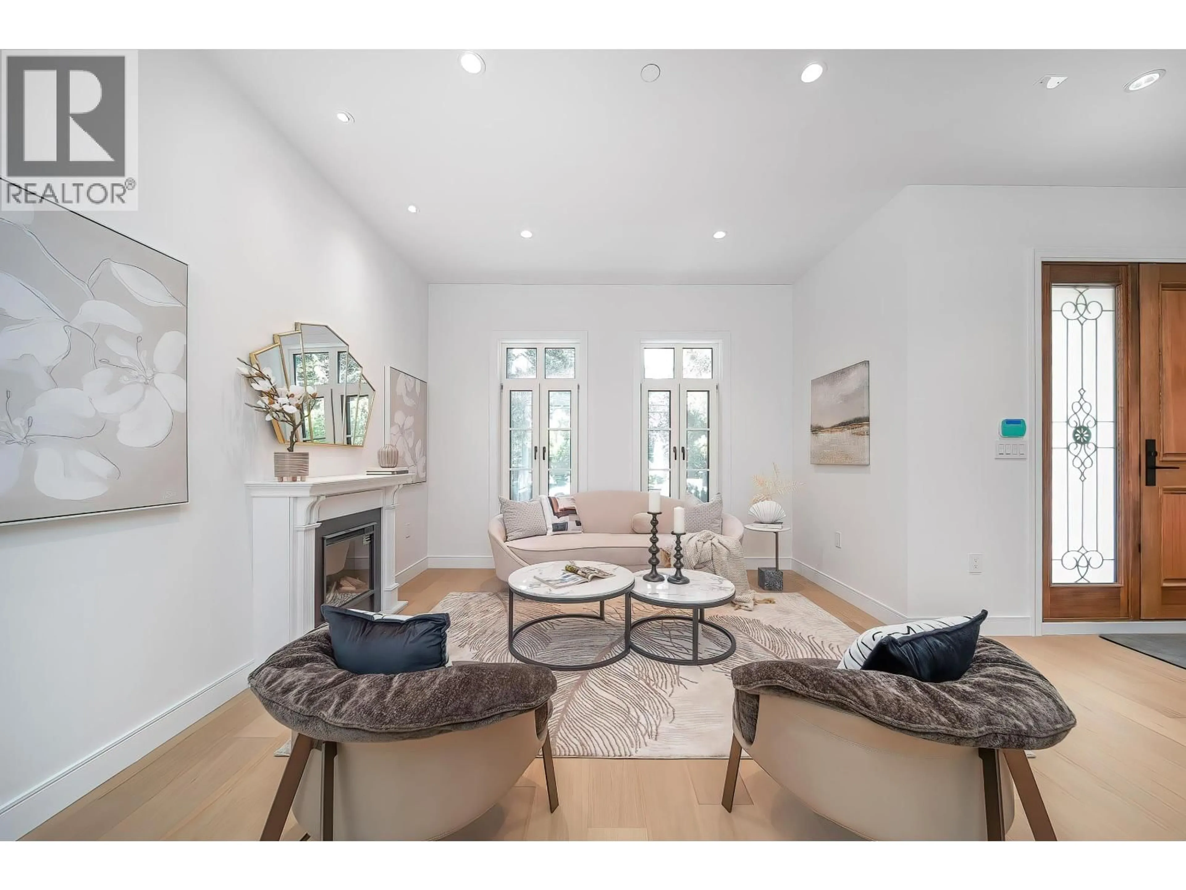Living room with furniture, unknown for 5836 HIGHBURY STREET, Vancouver British Columbia V6N1Z1