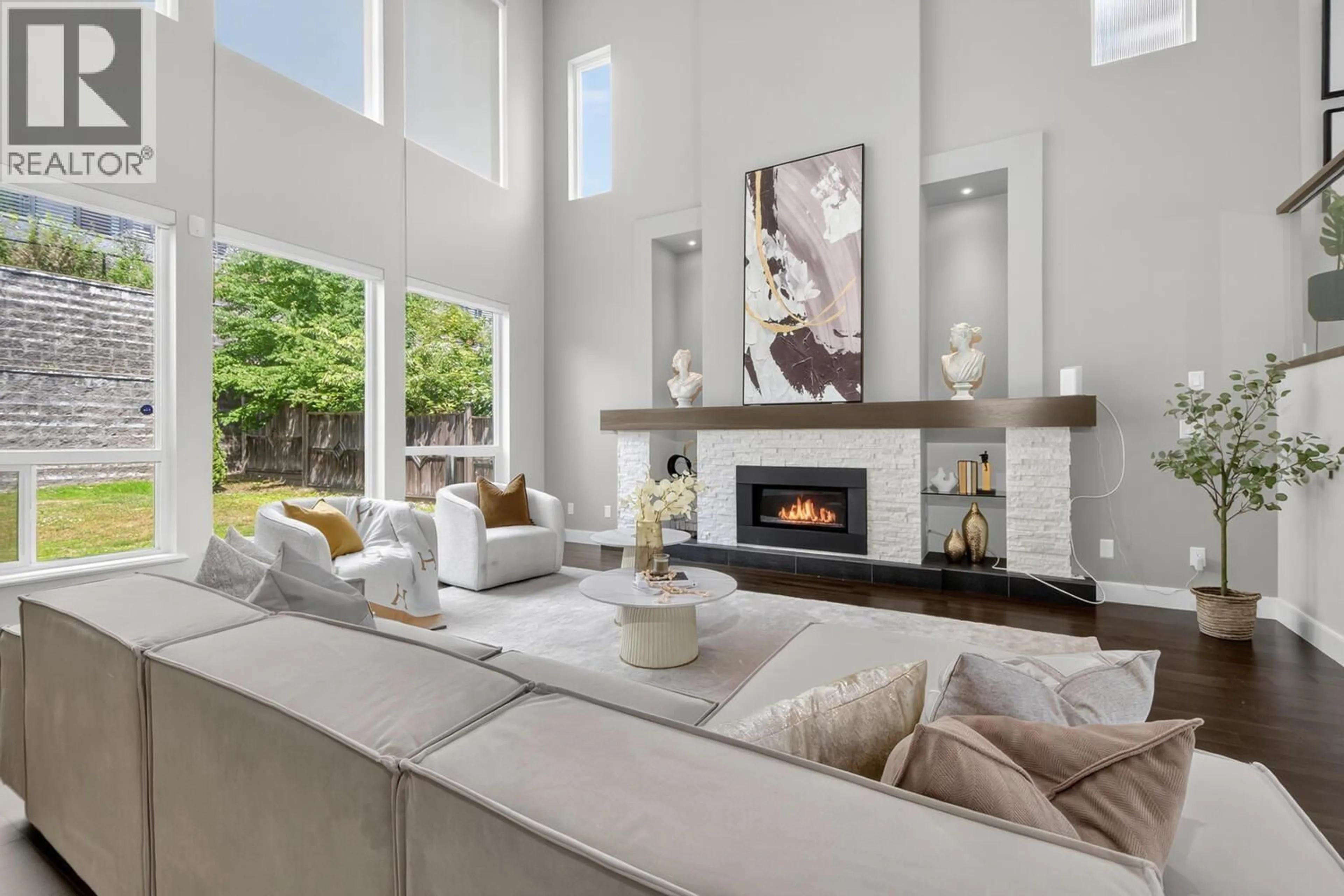 Living room with furniture, ceramic/tile floor for 3509 HADLEY WOOD, Coquitlam British Columbia V3E0K2