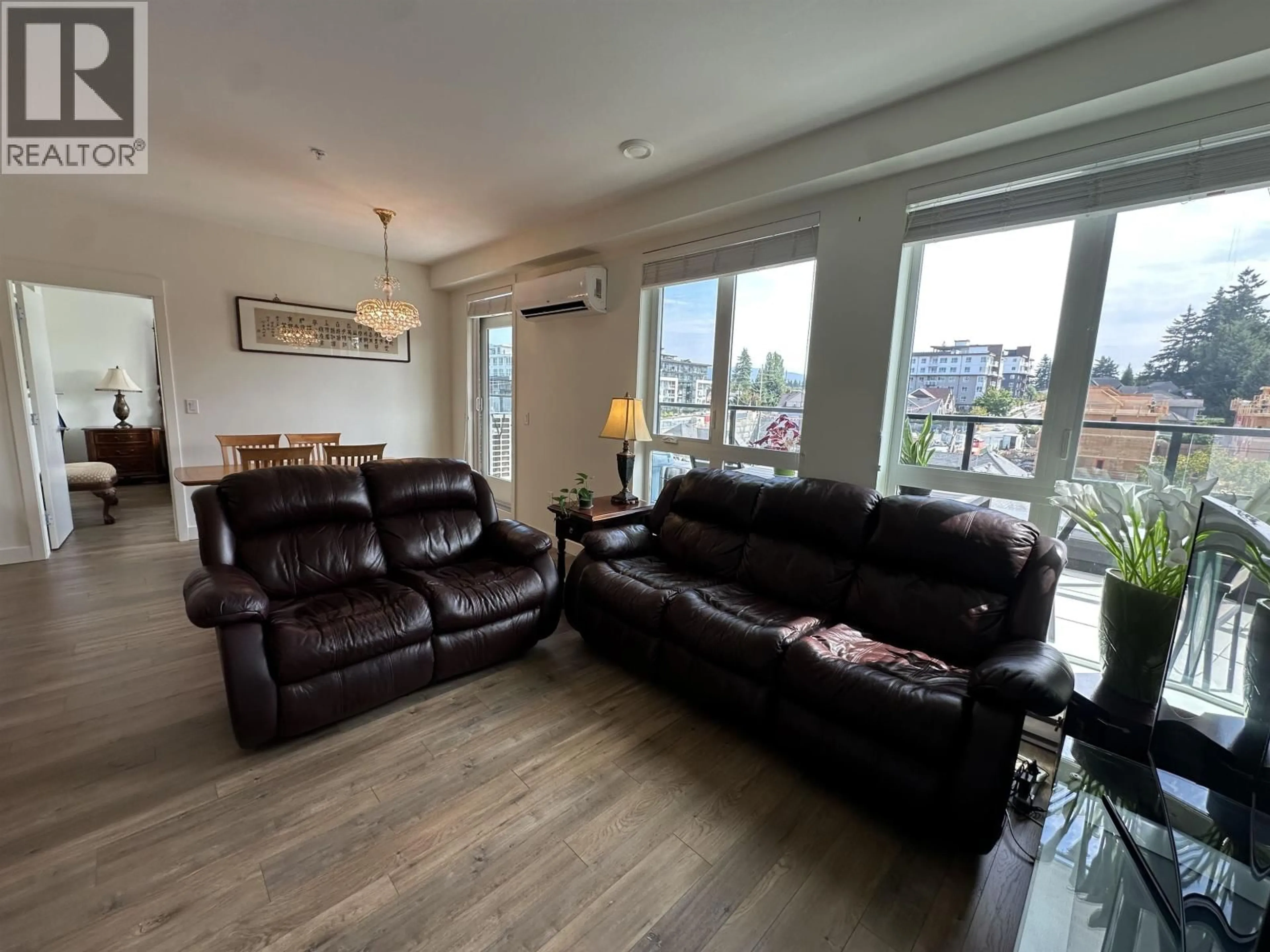 Living room with furniture, unknown for 515 - 750 DOGWOOD STREET, Coquitlam British Columbia V3J0K7