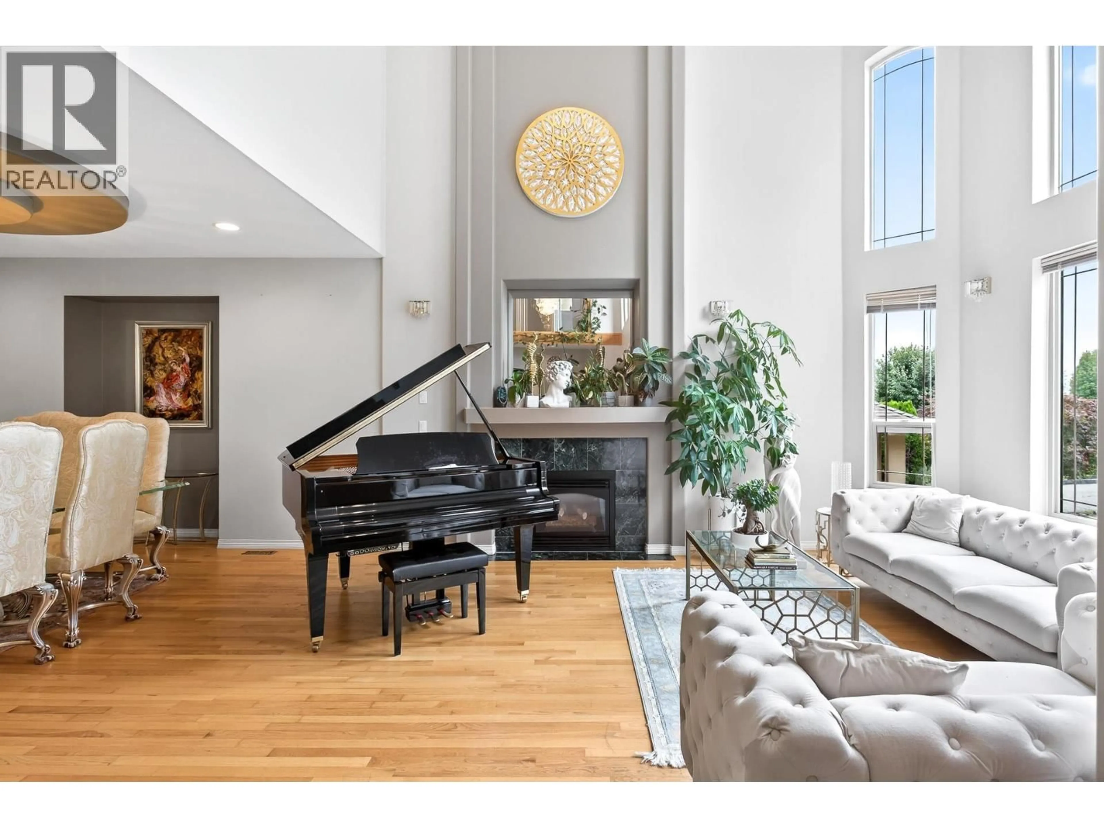 Living room with furniture, unknown for 1703 KINGFISHER CRESCENT, Coquitlam British Columbia V3E3C6