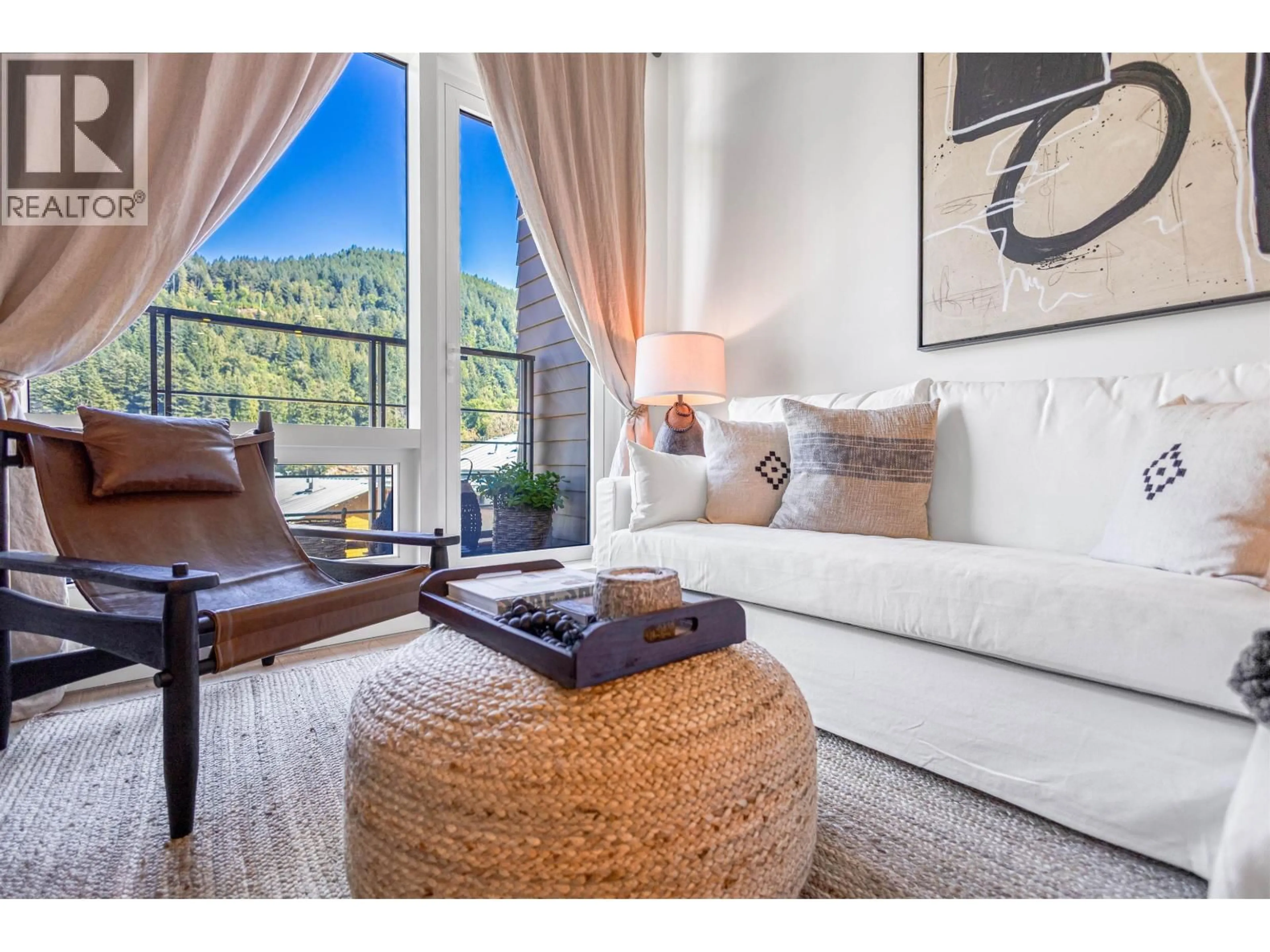 Living room with furniture, unknown for 408 - 6687 NELSON AVENUE, West Vancouver British Columbia V7W2B2