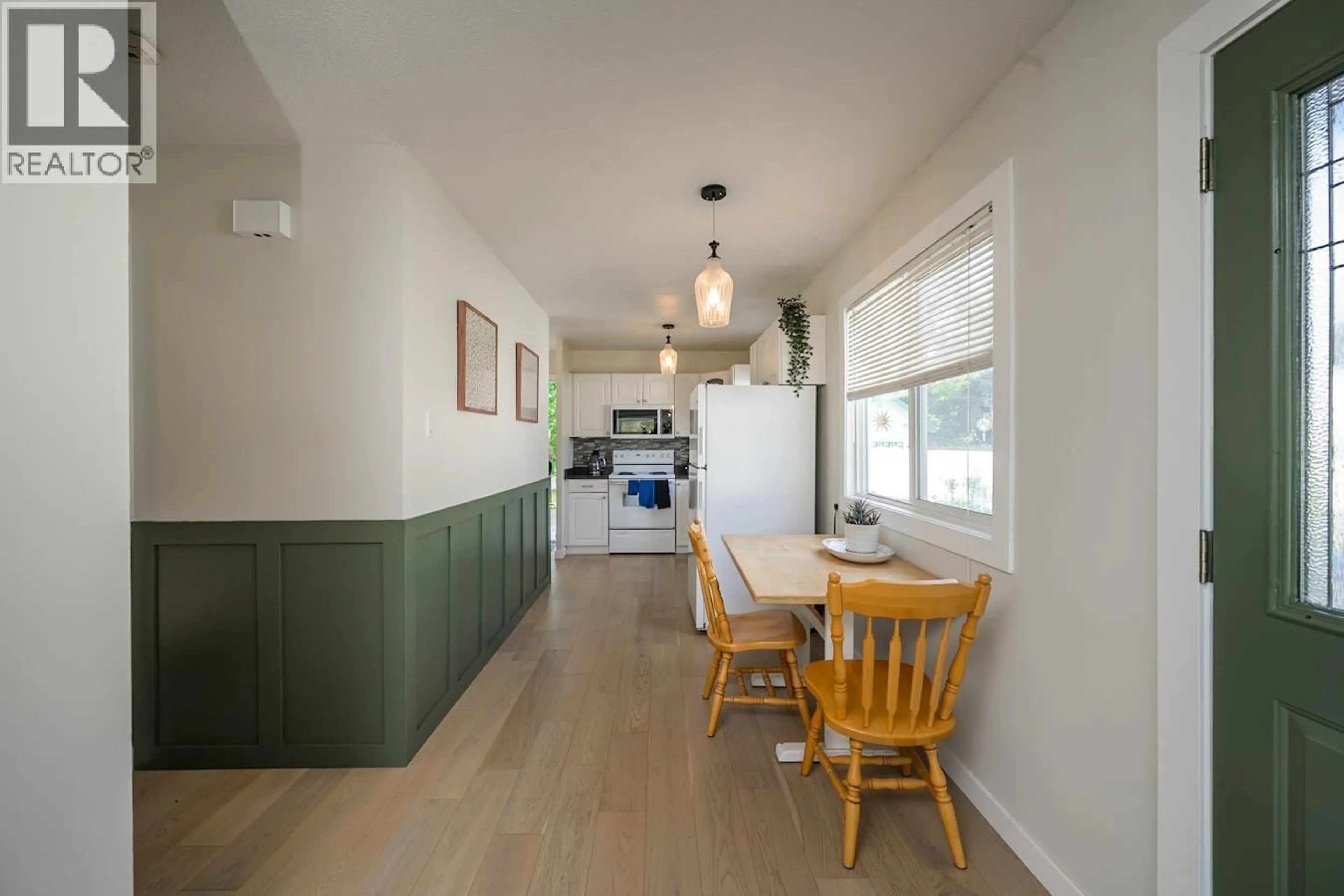 Unknown for 1373 GENEVIEVE CRESCENT, Prince George British Columbia V2M4K5
