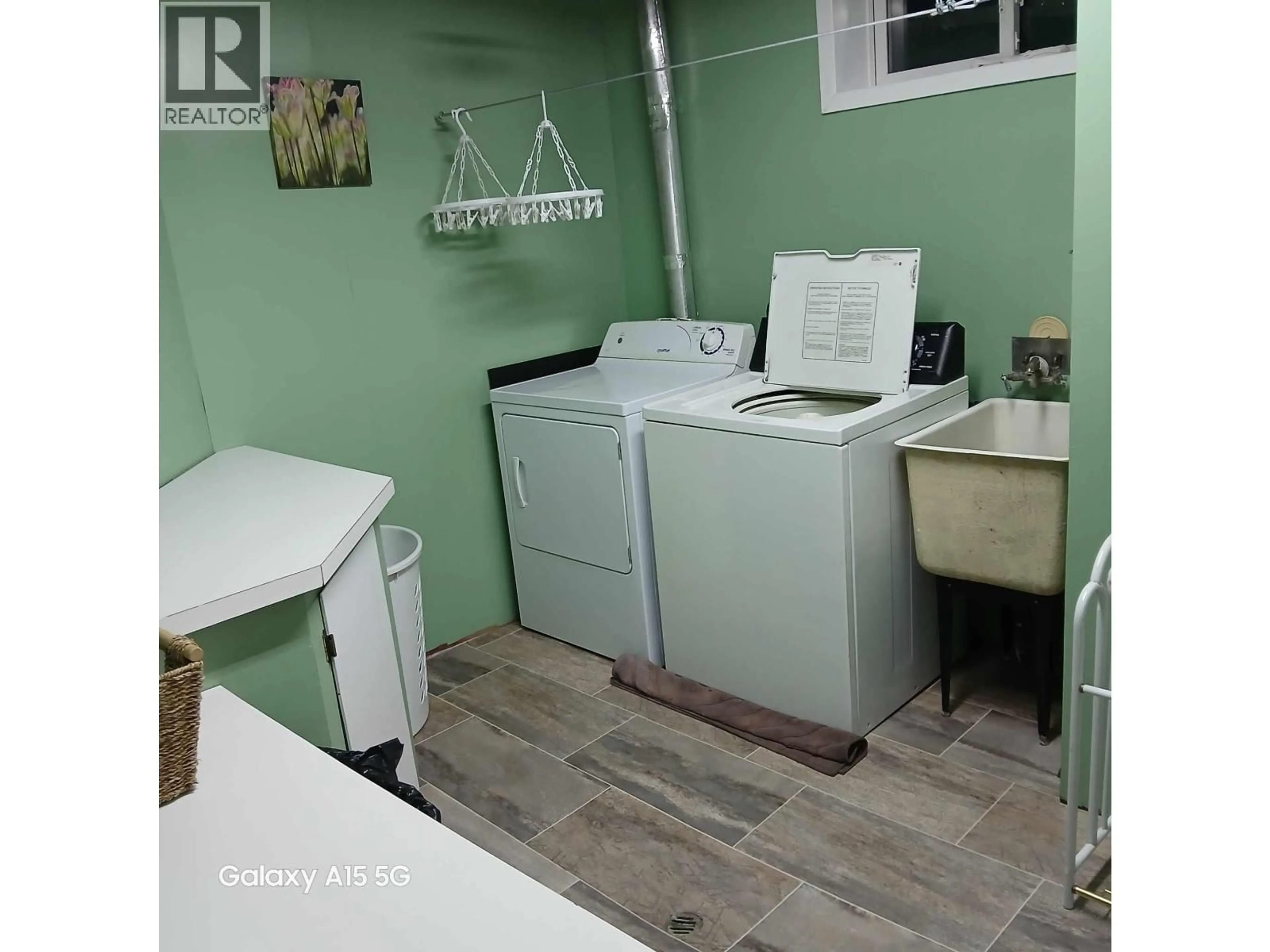 Laundry room for 217 CRYSDALE DRIVE, Mackenzie British Columbia V0J2C0
