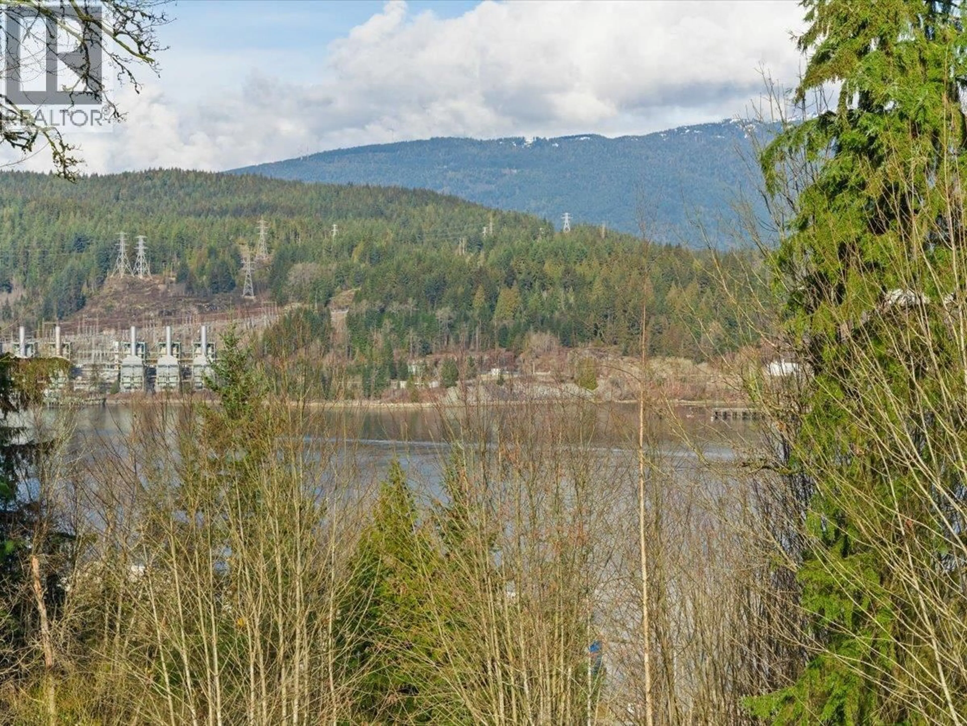 Blurry image for 62 SHORELINE CIRCLE, Port Moody British Columbia V3N0H2