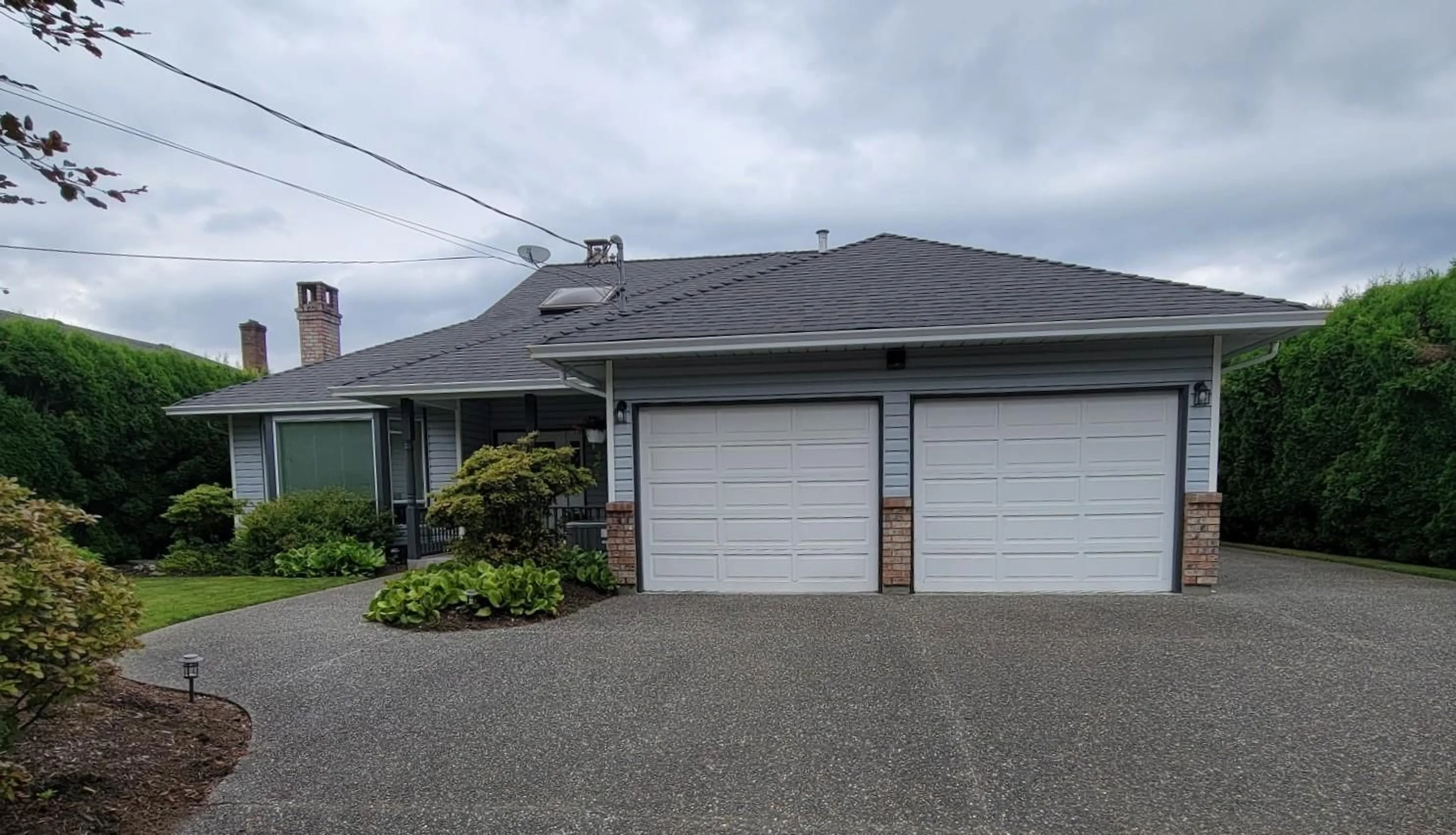 Indoor garage for 46209 STRATHCONA ROAD, Chilliwack British Columbia V2P3T1