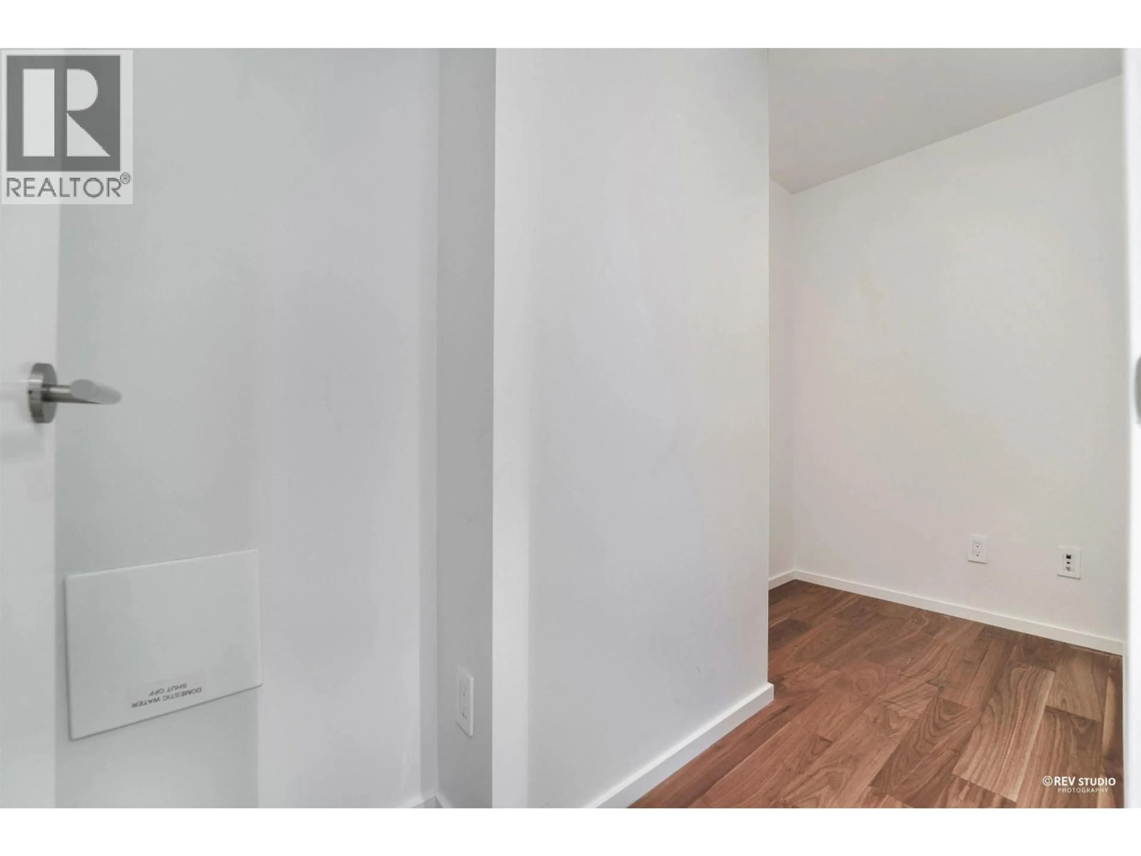 A pic of a room for 1108 - 8555 GRANVILLE STREET, Vancouver British Columbia V6P0C3