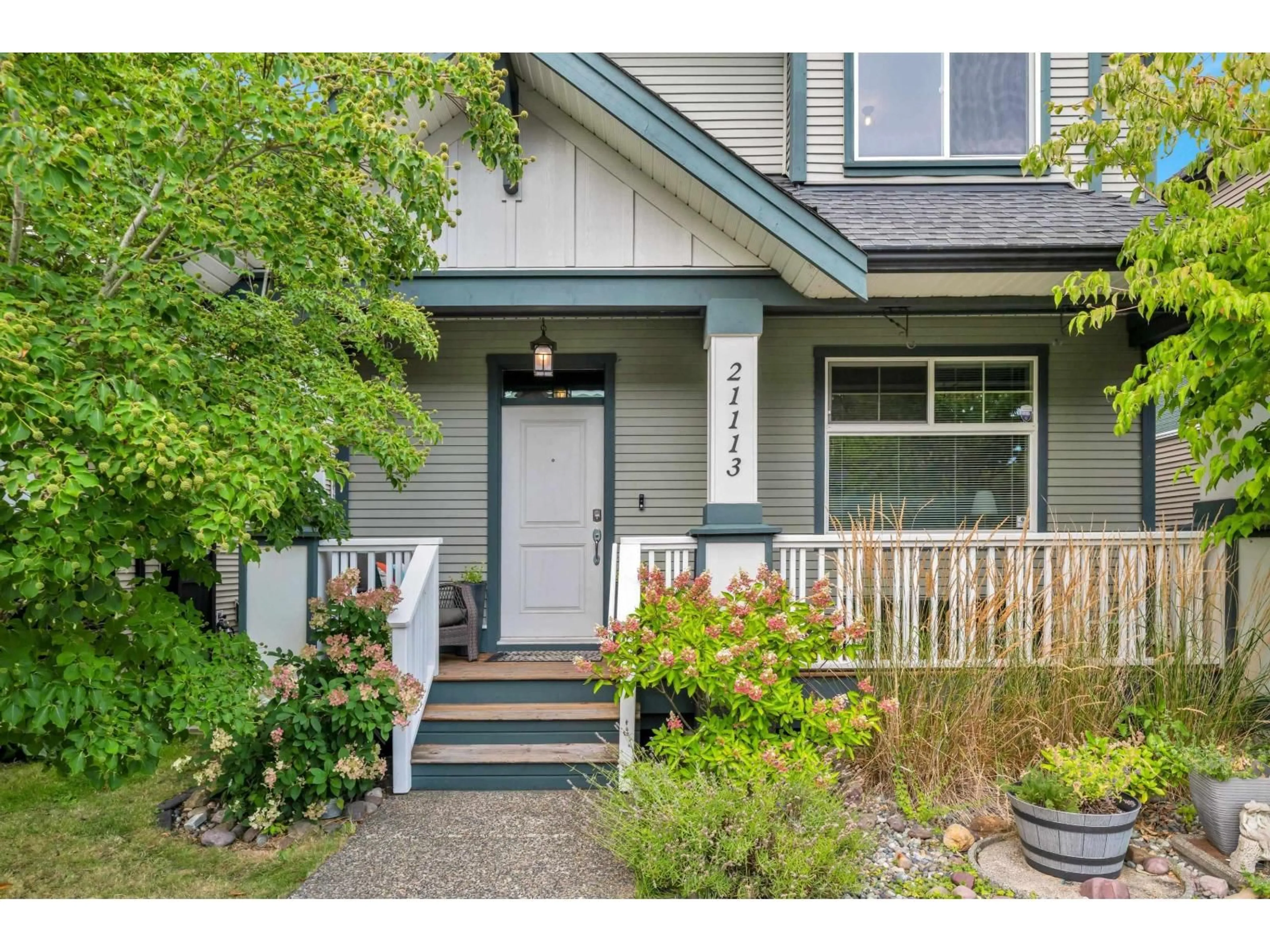 Home with vinyl exterior material, street for 21113 79A, Langley British Columbia V2Y0H3
