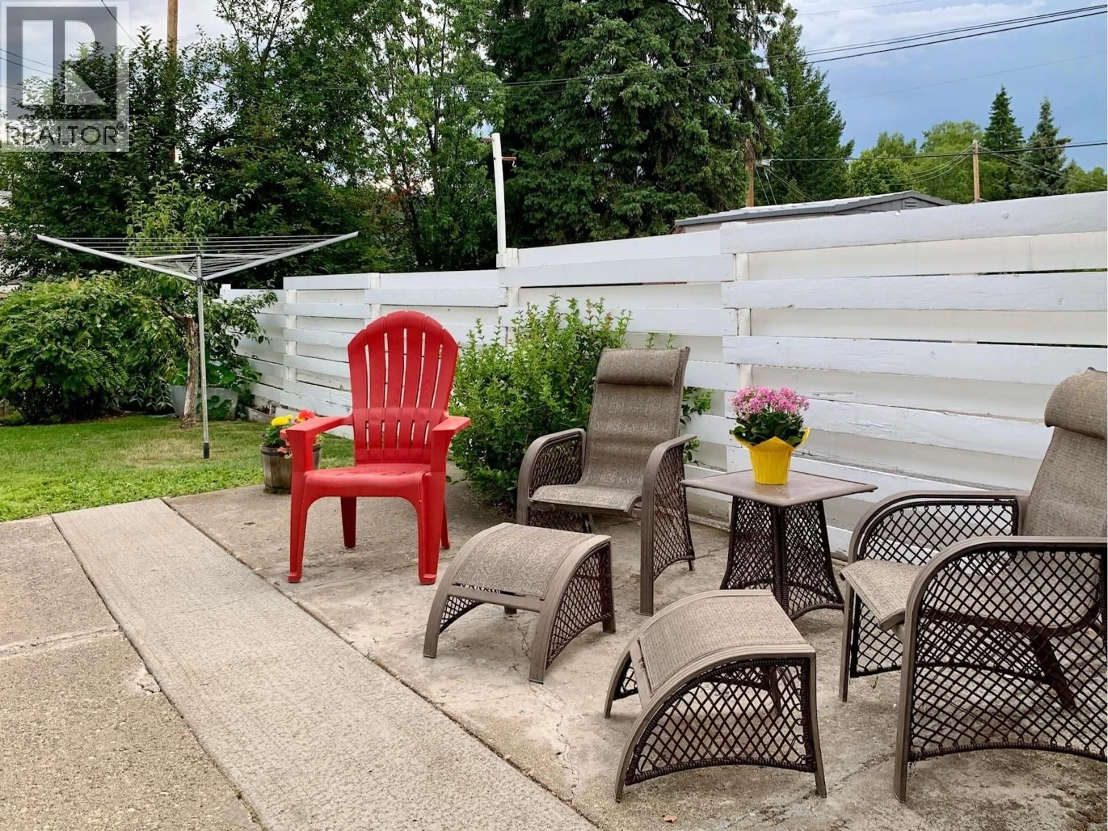 Patio, unknown for 2820 2ND AVENUE, Prince George British Columbia V2M1E6
