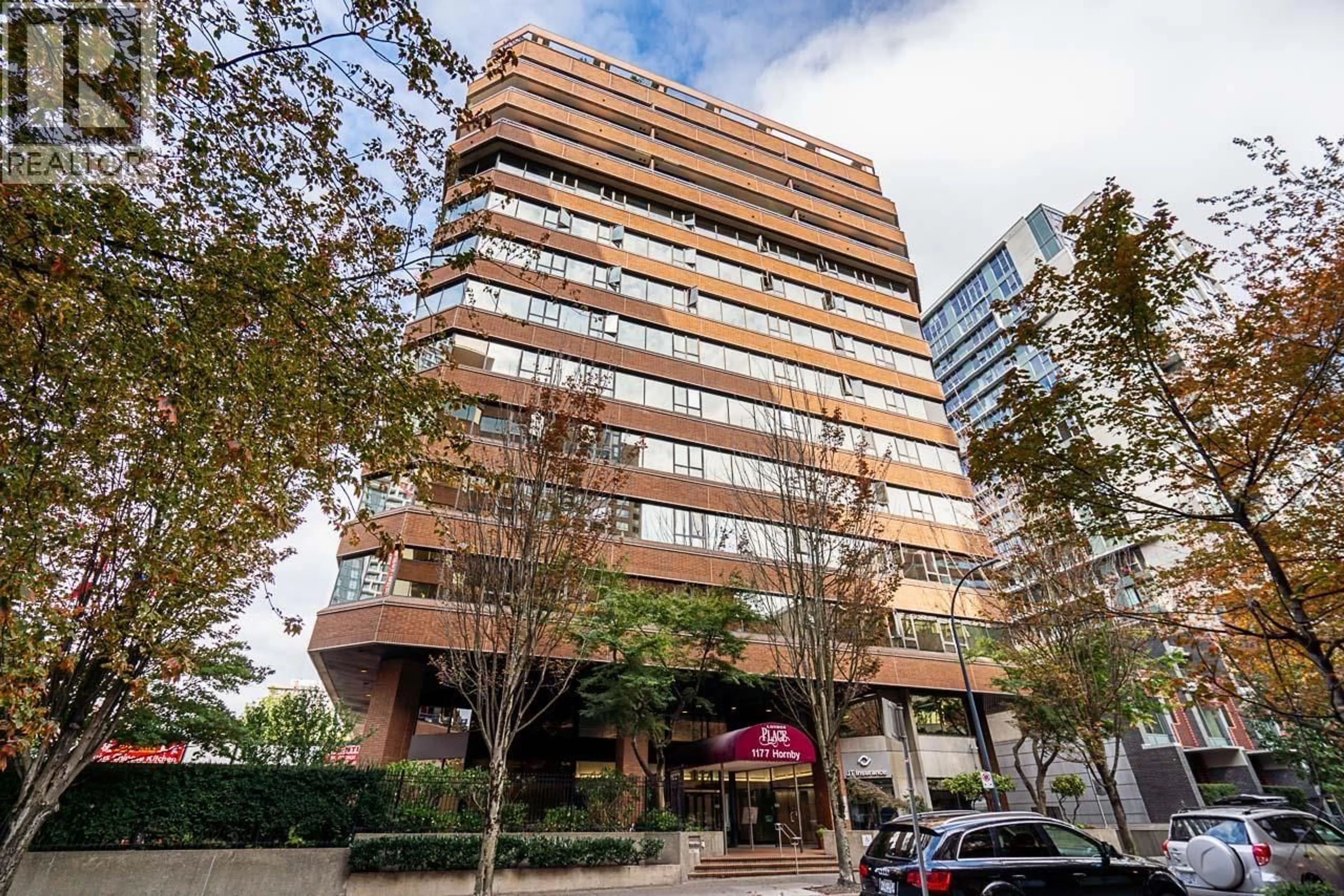 Indoor foyer for 803 - 1177 HORNBY STREET, Vancouver British Columbia V6Z2E9