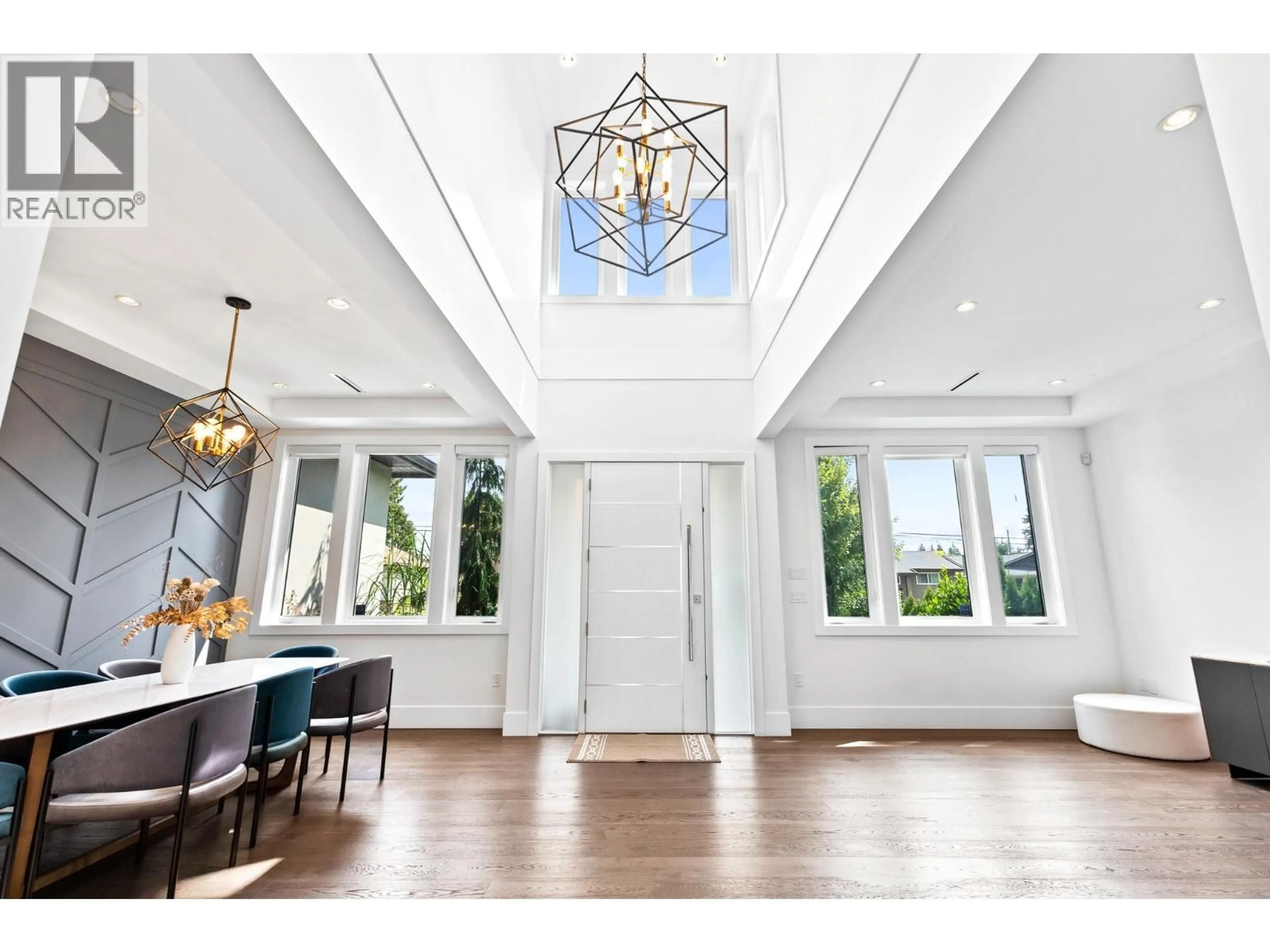 Indoor entryway for 684 PORTER STREET, Coquitlam British Columbia V3J5A9