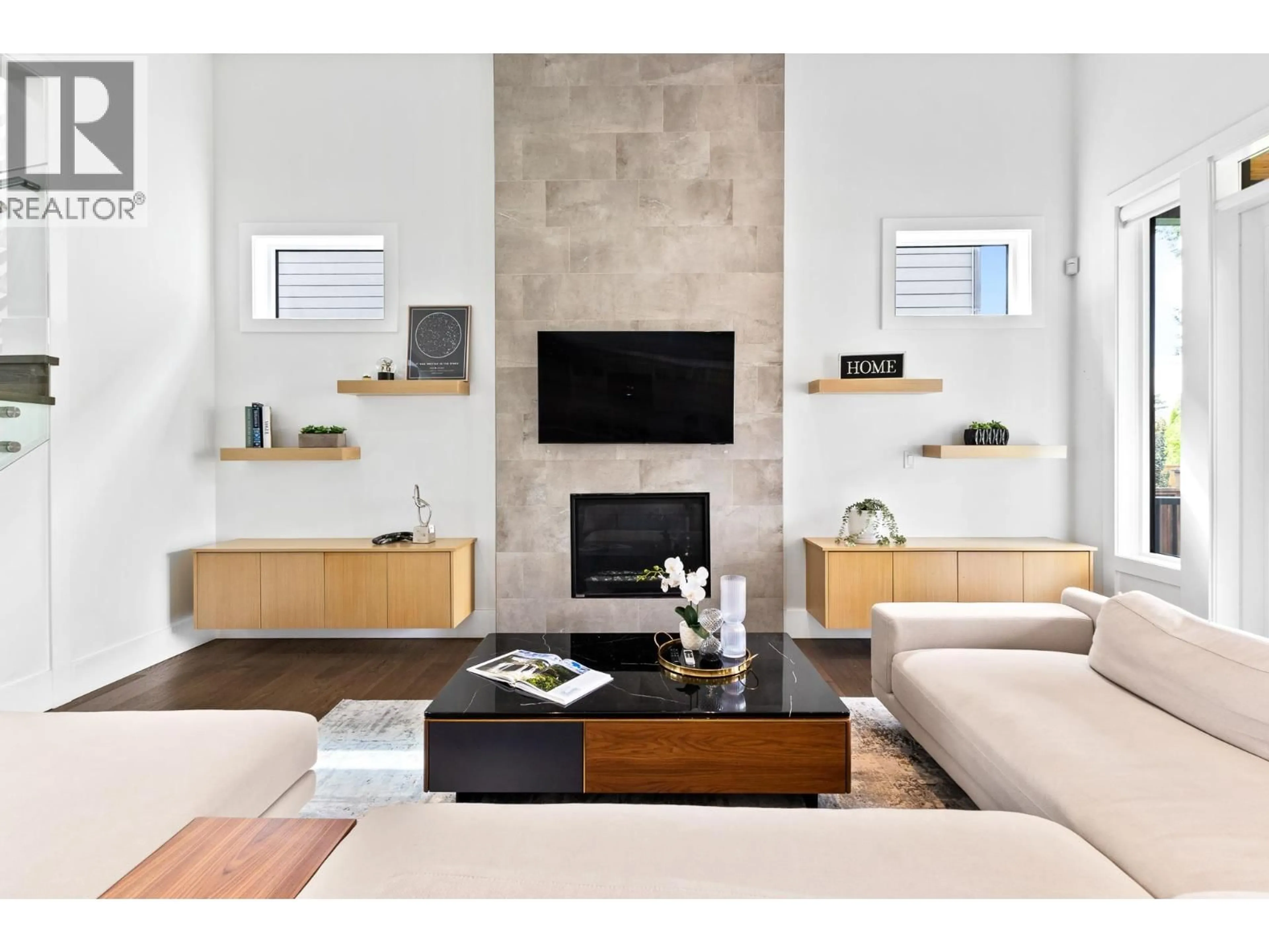 Living room with furniture, unknown for 684 PORTER STREET, Coquitlam British Columbia V3J5A9
