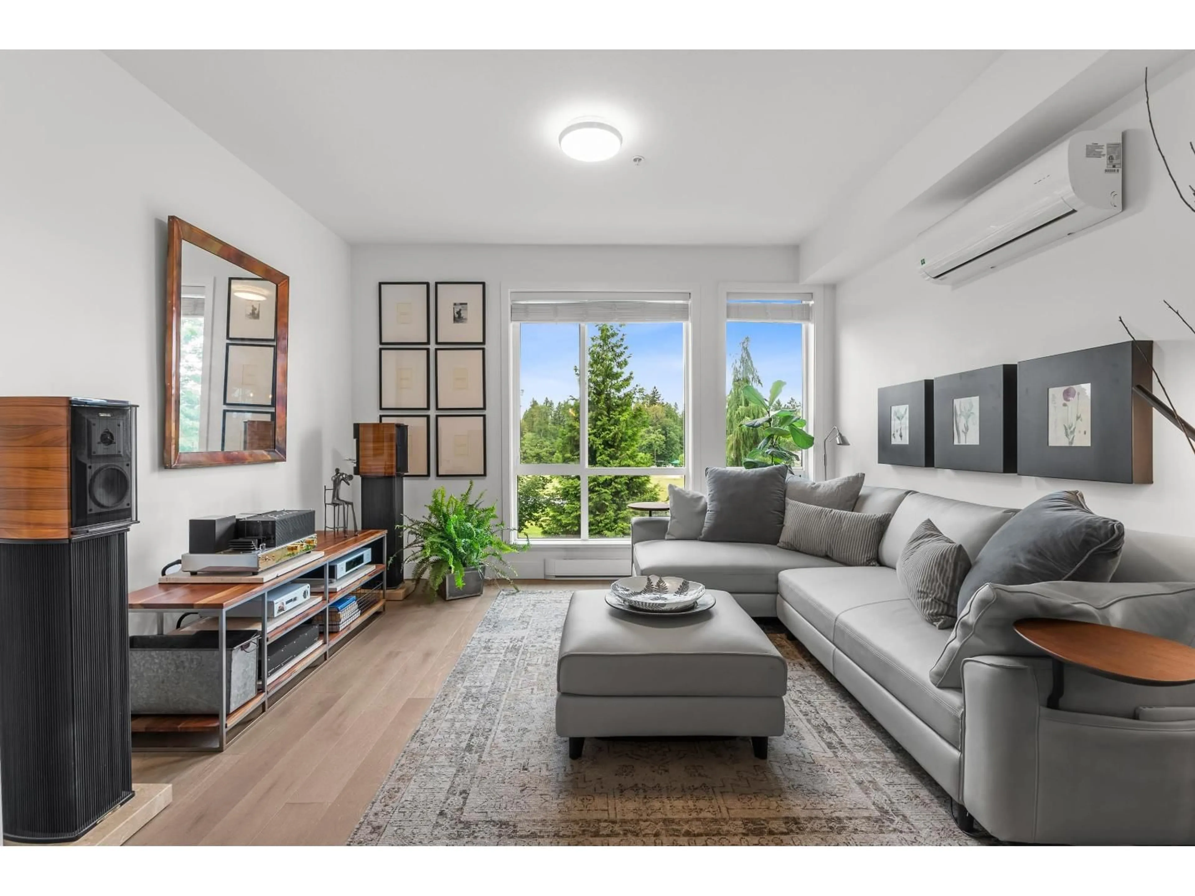 Living room with furniture, unknown for 53 - 15775 MOUNTAIN VIEW, Surrey British Columbia V3Z0W7