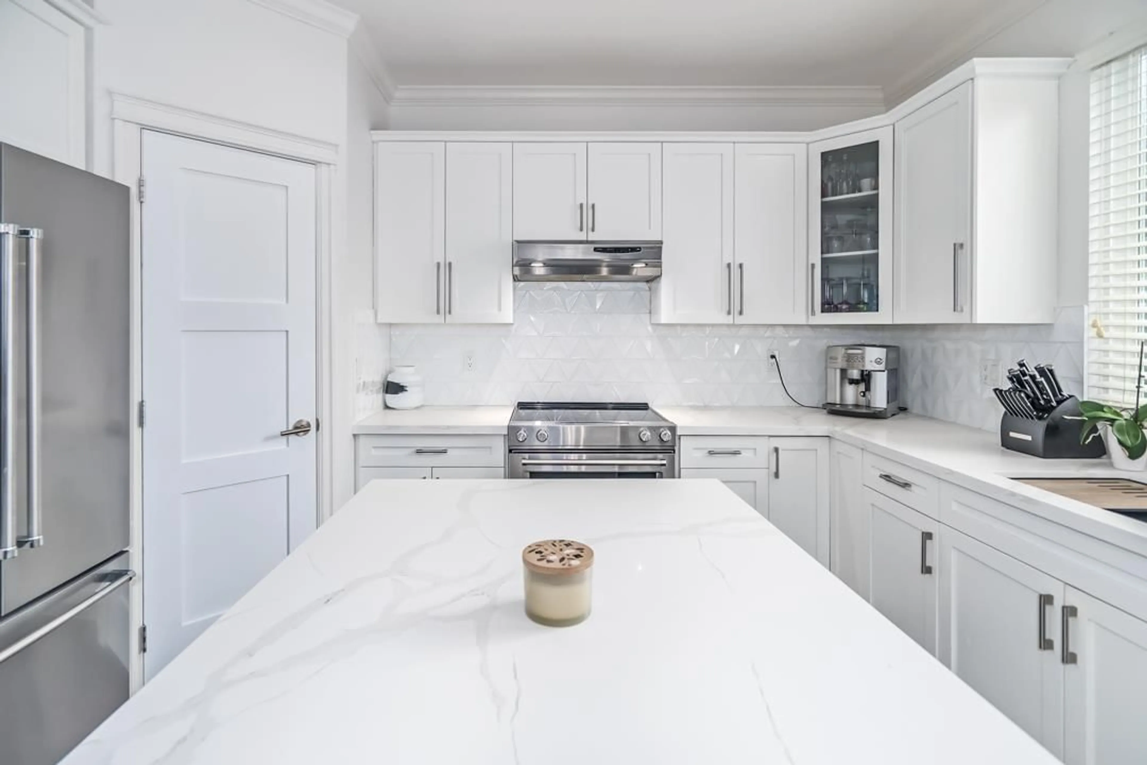 Contemporary kitchen, ceramic/tile floor for 6848 198B, Langley British Columbia V2Y3B8