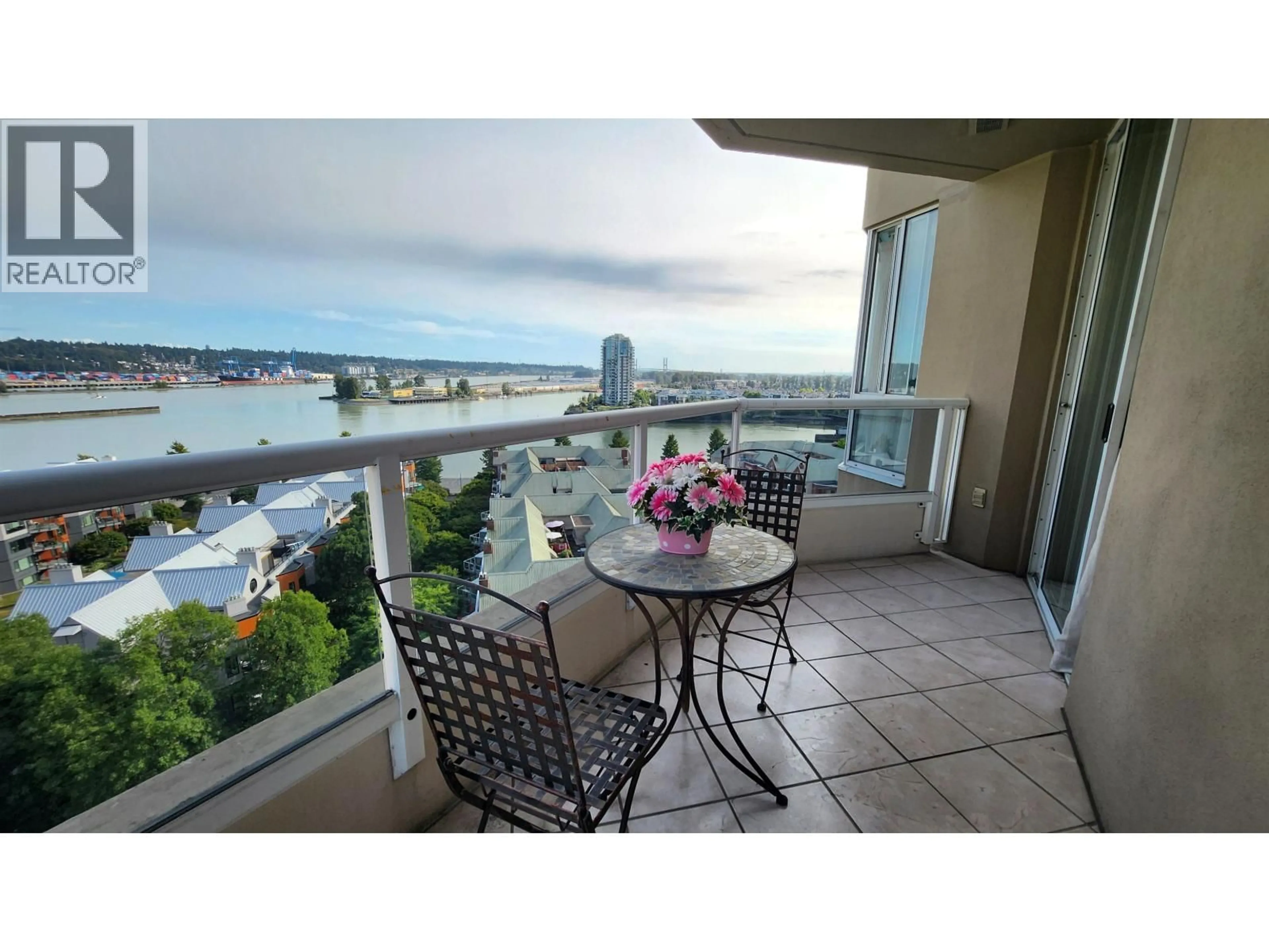 Balcony in the apartment, water/lake/river/ocean view for 1505 - 1235 QUAYSIDE DRIVE, New Westminster British Columbia V3M6J5