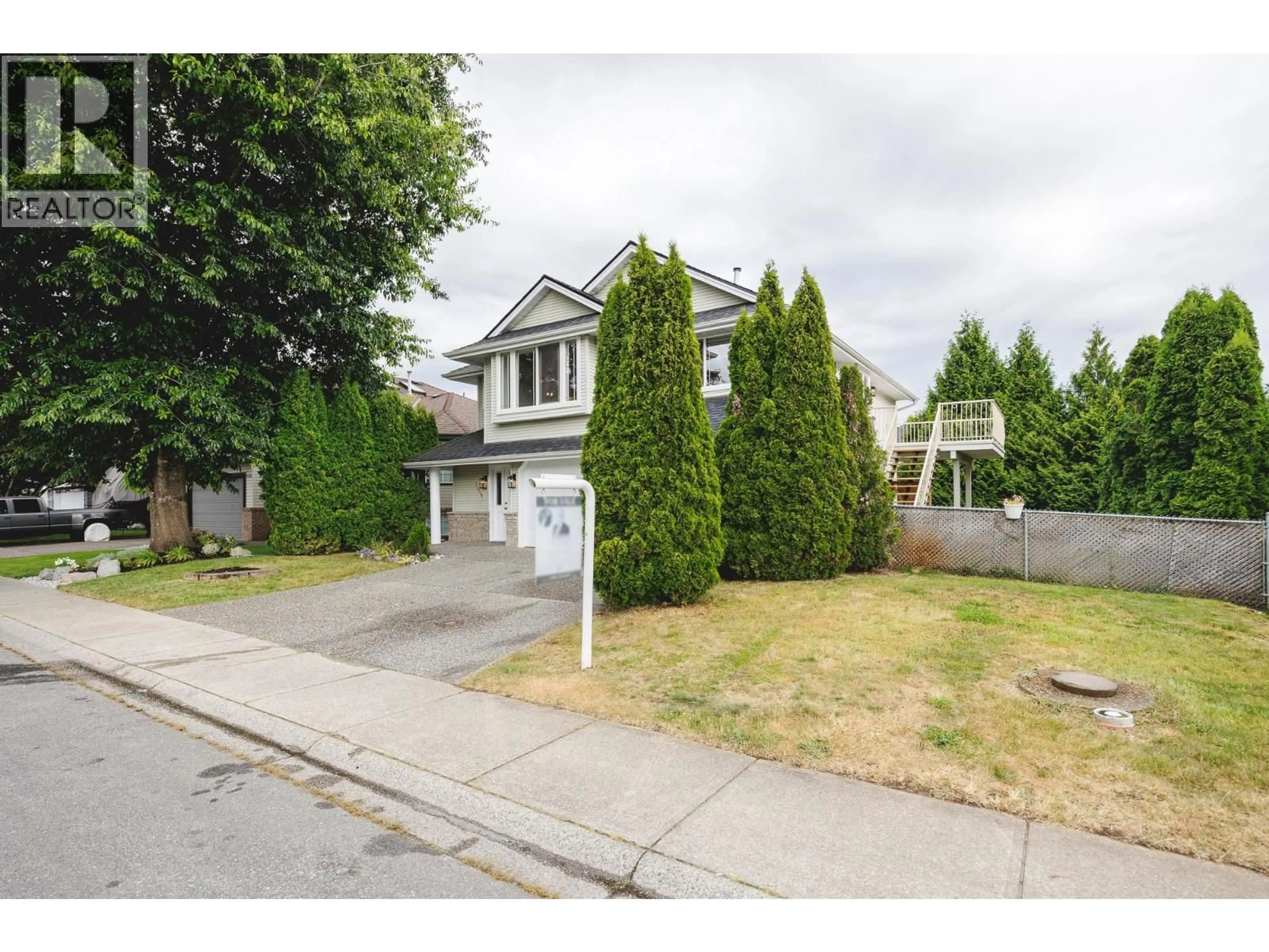Home with vinyl exterior material, street for 11518 236B STREET, Maple Ridge British Columbia V4R2C5