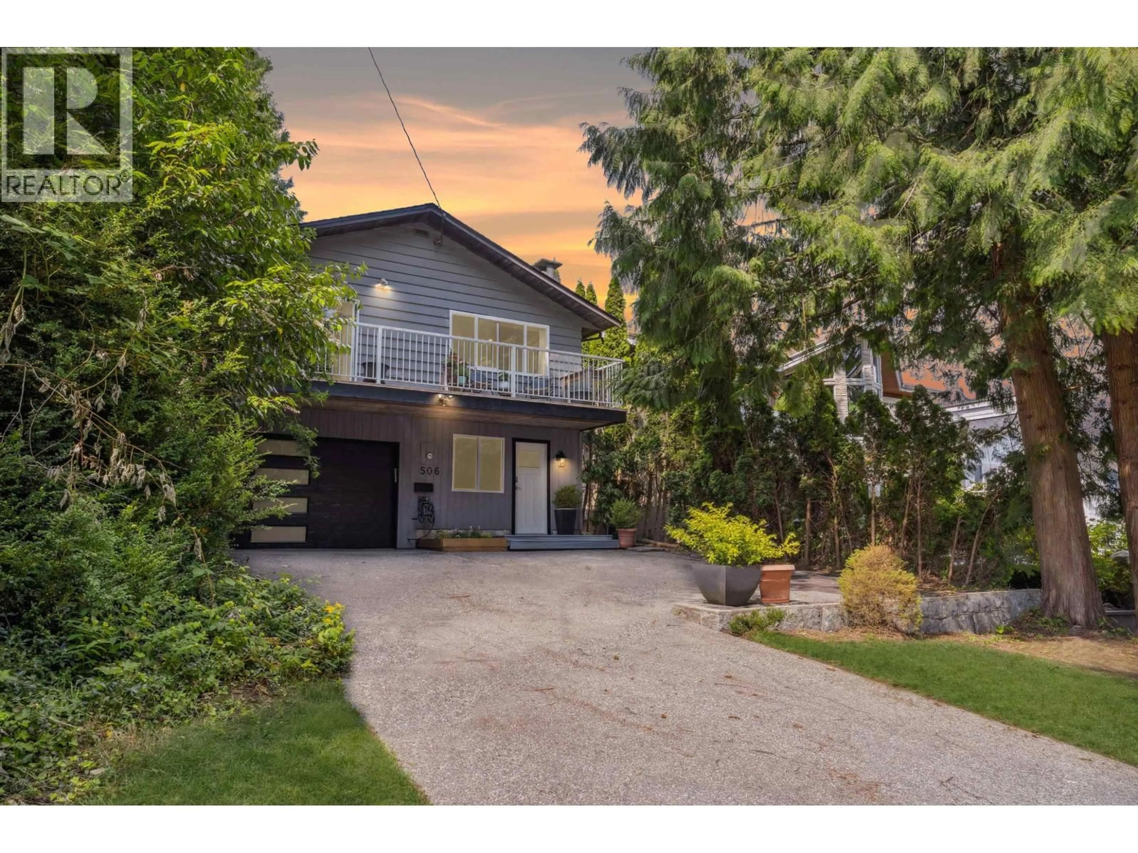 A pic from outside/outdoor area/front of a property/back of a property/a pic from drone, street for 506 21ST STREET, North Vancouver British Columbia V7L3C3