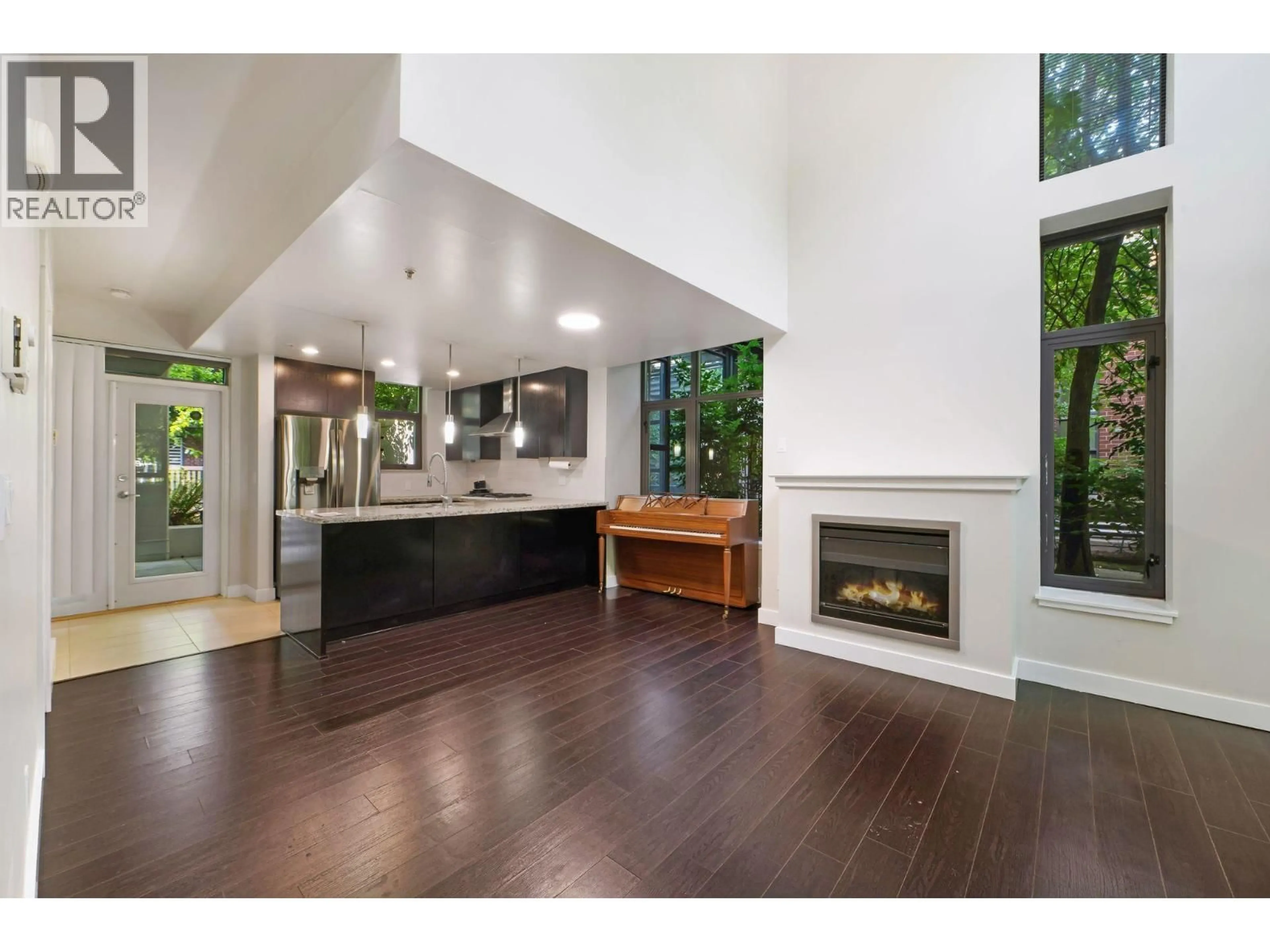 Open concept kitchen, unknown for 7061 17TH AVENUE, Burnaby British Columbia V3N1K6