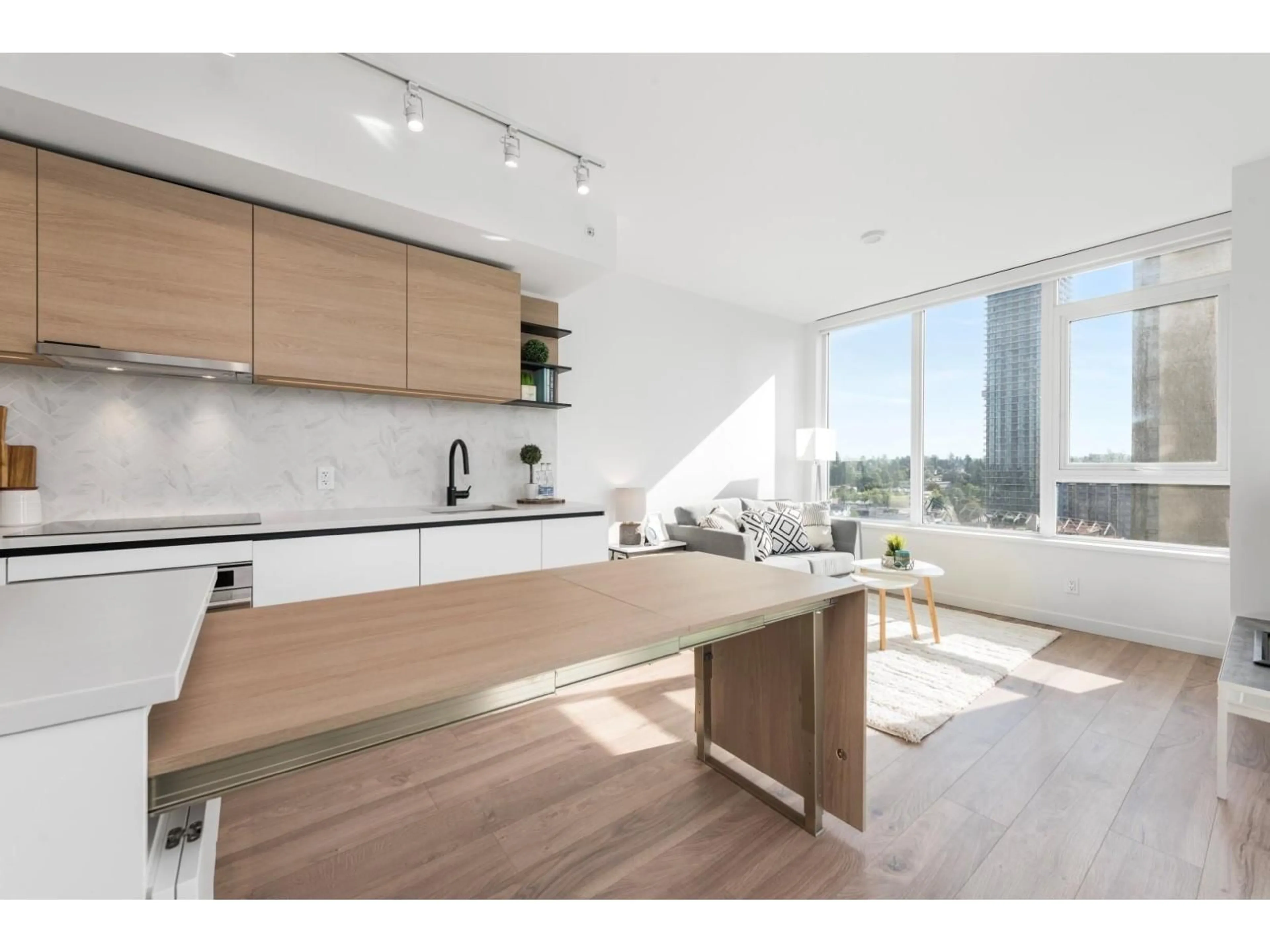 Open concept kitchen, wood/laminate floor for 1108 - 10448 UNIVERSITY, Surrey British Columbia V3T0S7