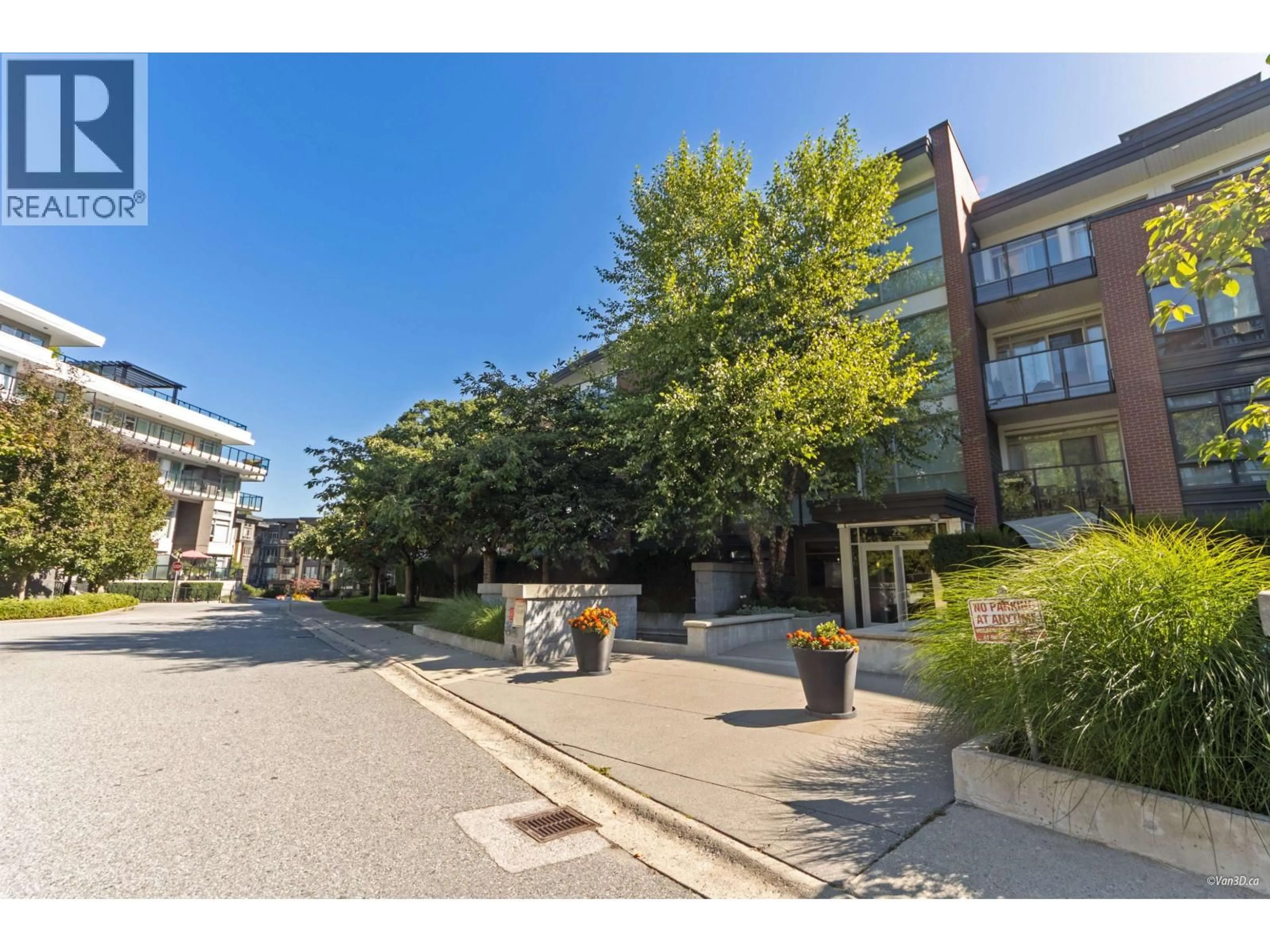 Patio, street for 118 - 22 ROYAL AVENUE, New Westminster British Columbia V3L0H1