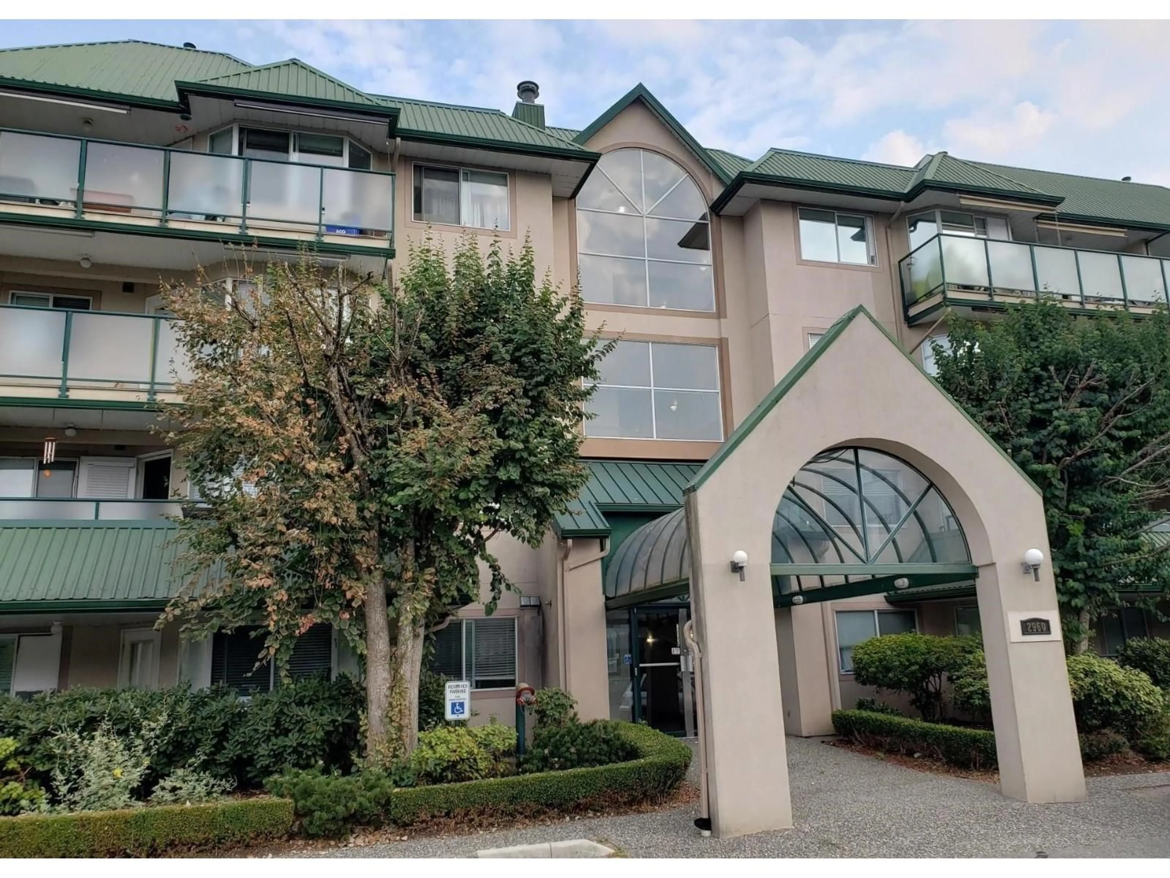 A pic from outside/outdoor area/front of a property/back of a property/a pic from drone, unknown for 208 - 2960 TRETHEWEY, Abbotsford British Columbia V2T6P5