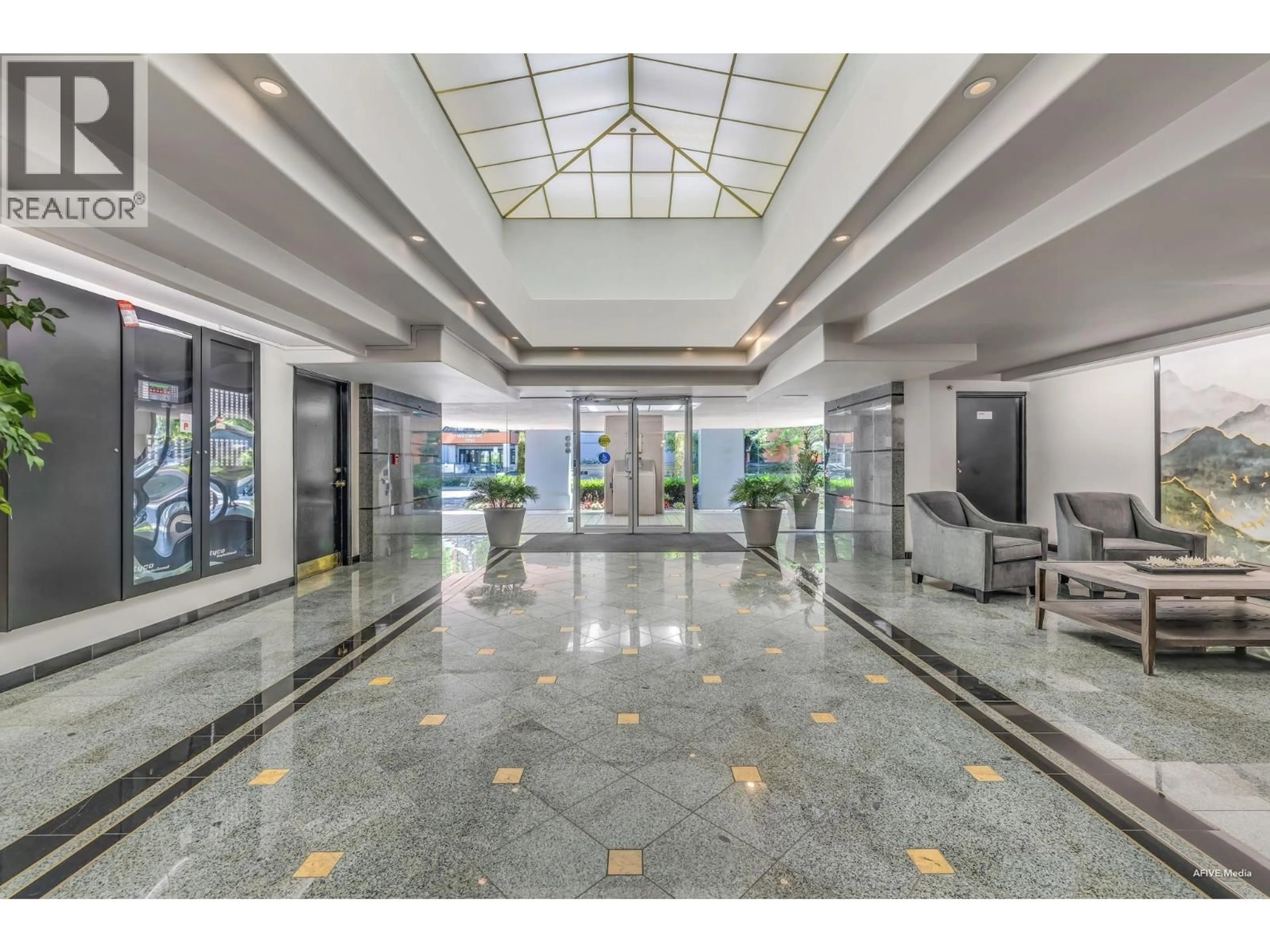 Lobby for 1605 - 1185 QUAYSIDE DRIVE, New Westminster British Columbia V3M6T8