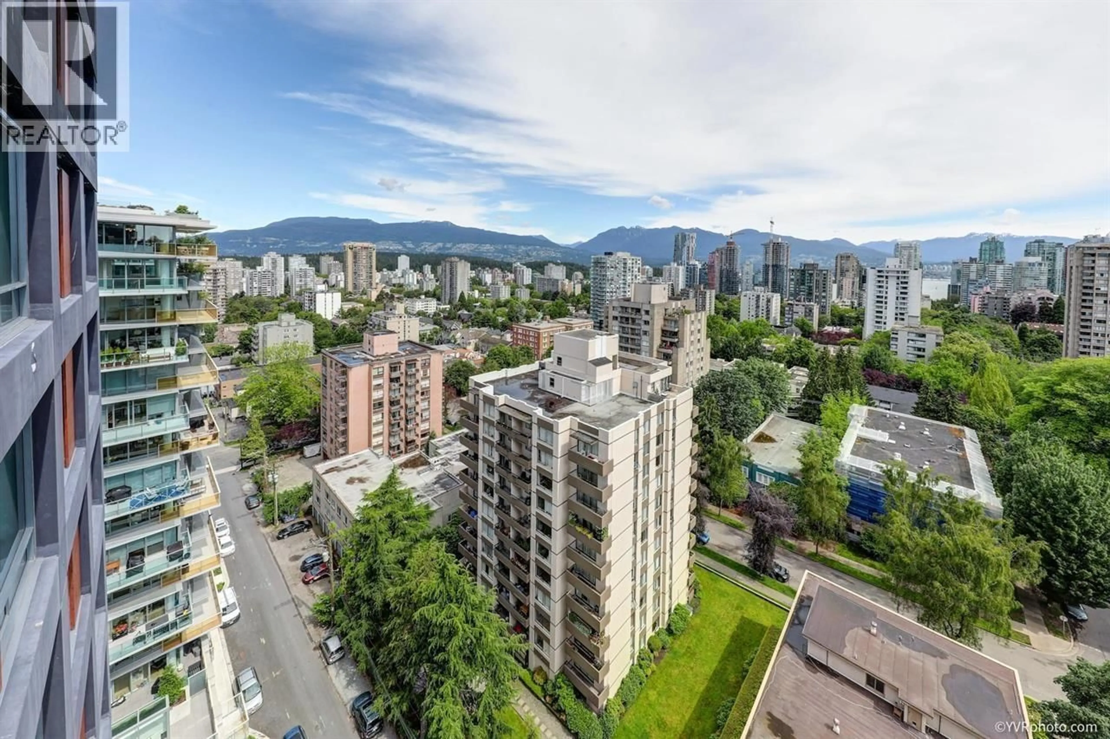 A pic from outside/outdoor area/front of a property/back of a property/a pic from drone, city buildings view from balcony for 1601 - 1171 JERVIS STREET, Vancouver British Columbia V6E0C9